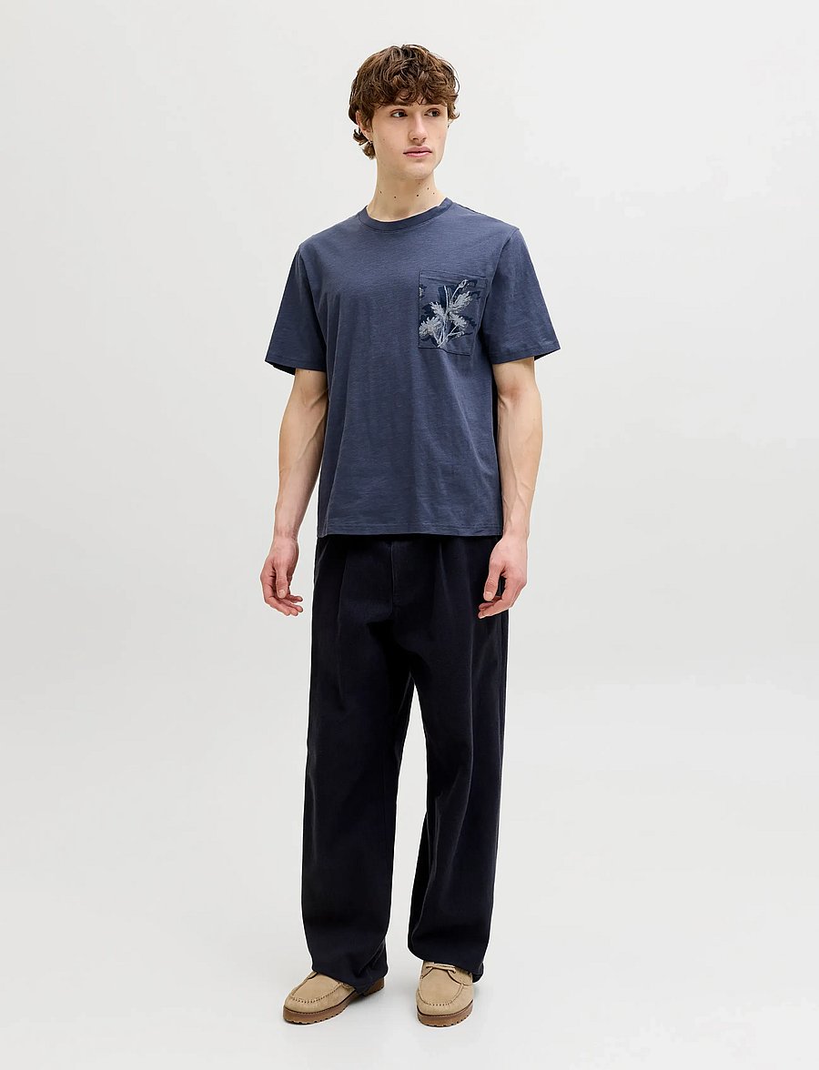 Jack & Jones - JORMONTAUK AOP POCKET TEE CN - kurzärmelig - odyssey gray - 3