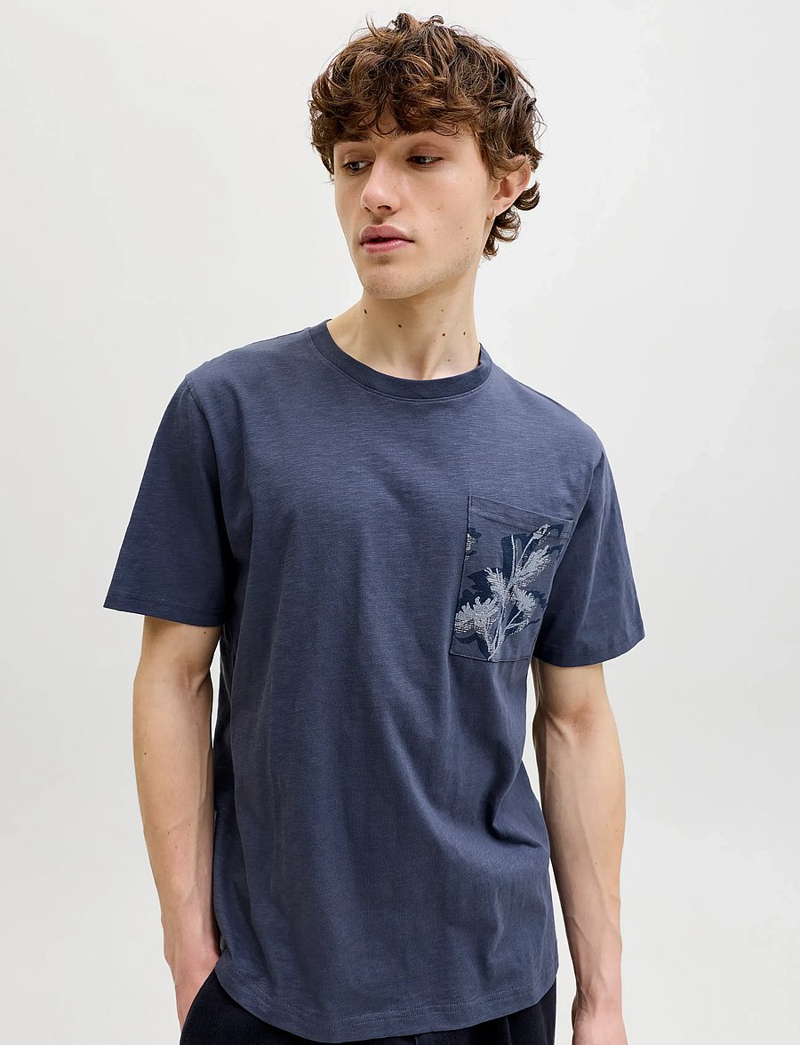 Jack & Jones - JORMONTAUK AOP POCKET TEE CN - kurzärmelig - odyssey gray - 5