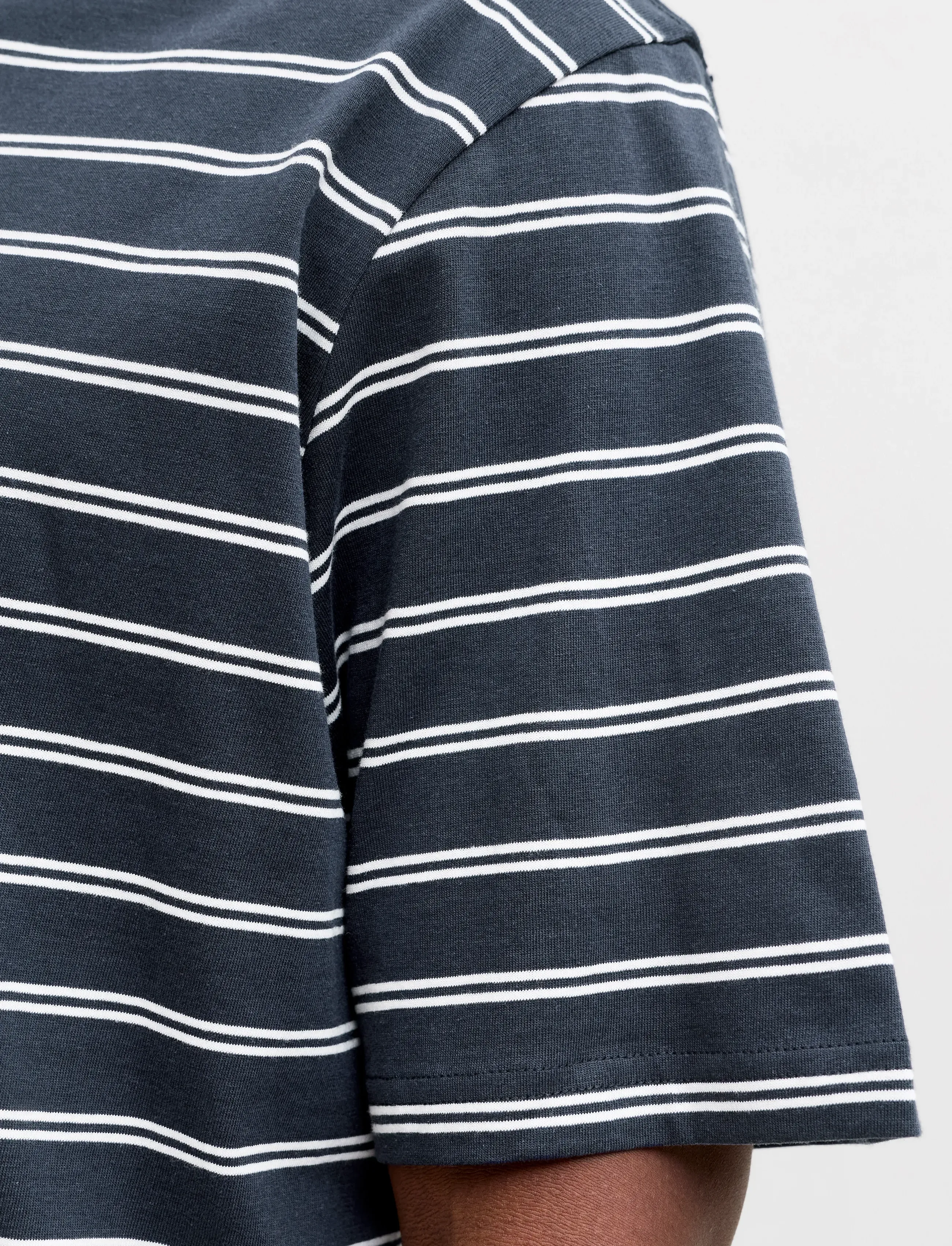 Jack & Jones - JORNORREBRO STRIPE TEE SS CN LN - kortærmede t-shirts - sky captain - 4