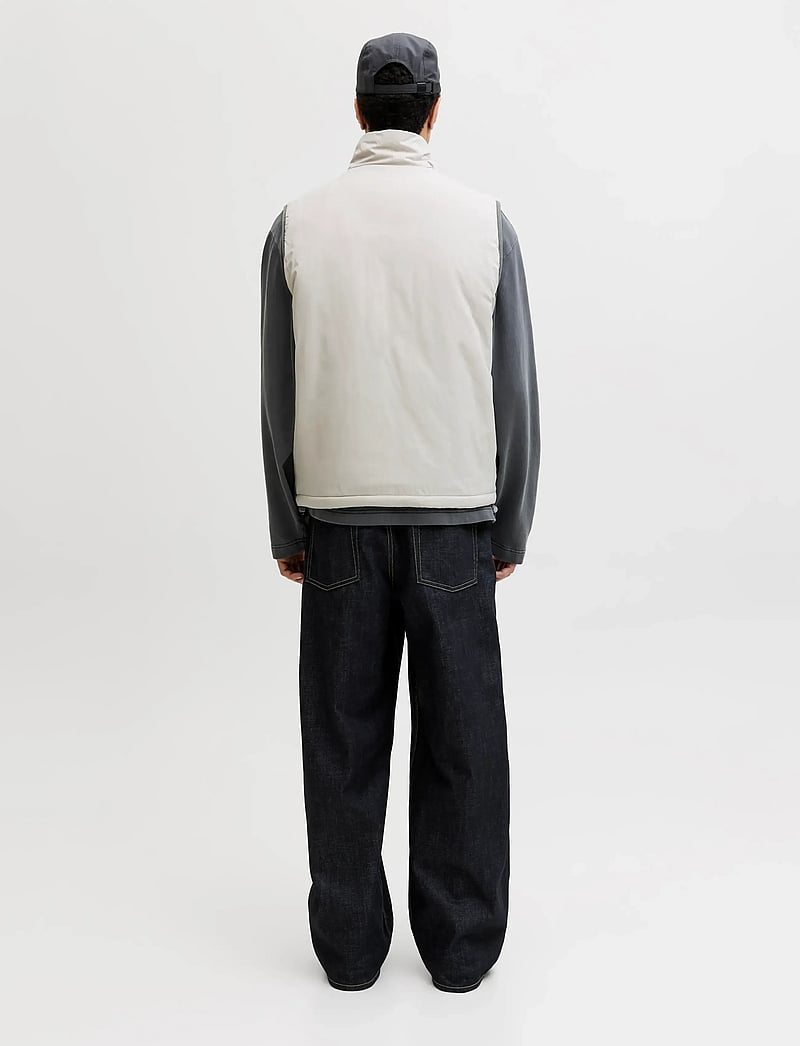 Jack & Jones - JCOCLUB INSULATED BODYWARMER - västar - vapor blue - 3