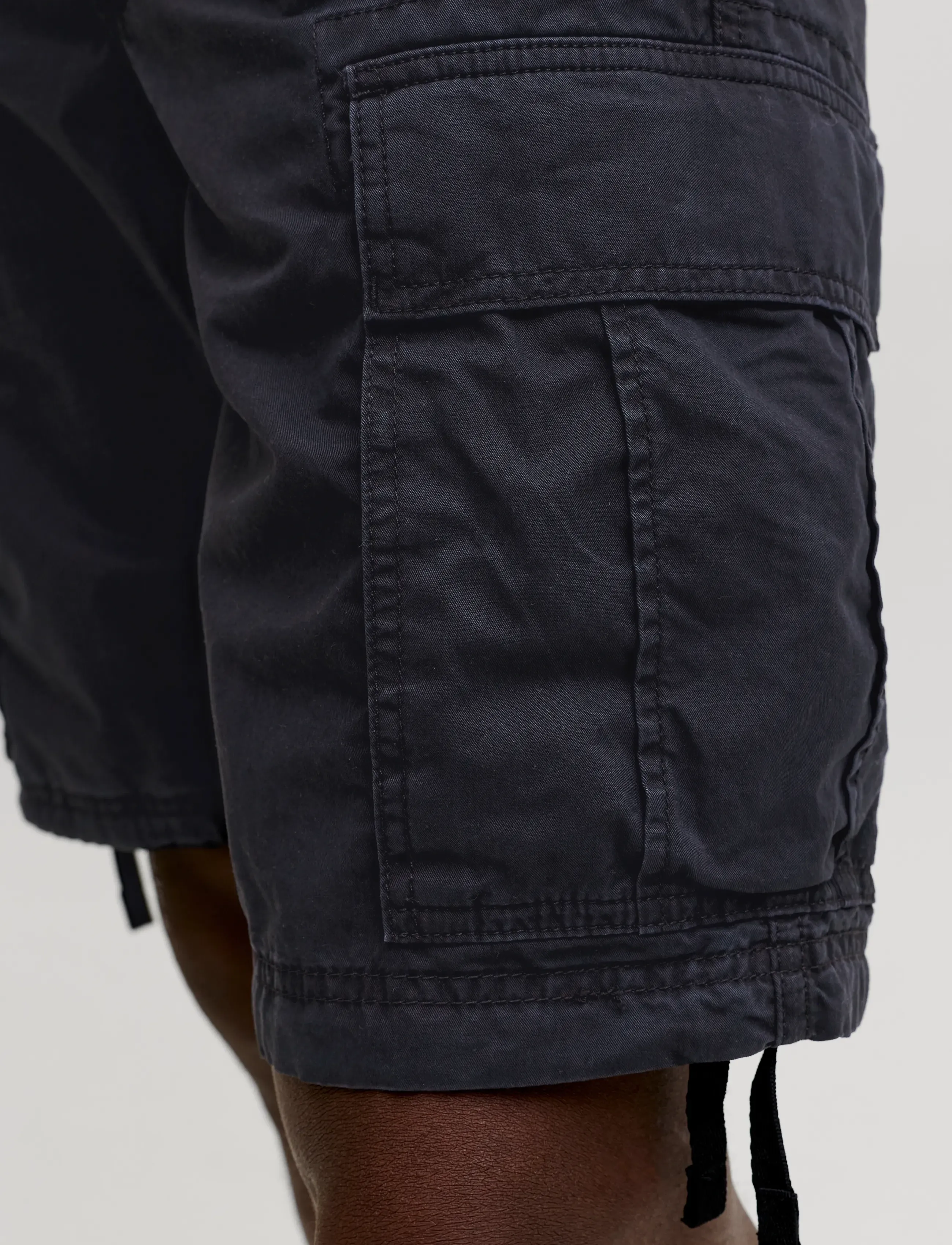 Jack & Jones - JPSTCOLE FRANK CARGO SHORTS MID SN - cargo shorts - black - 5