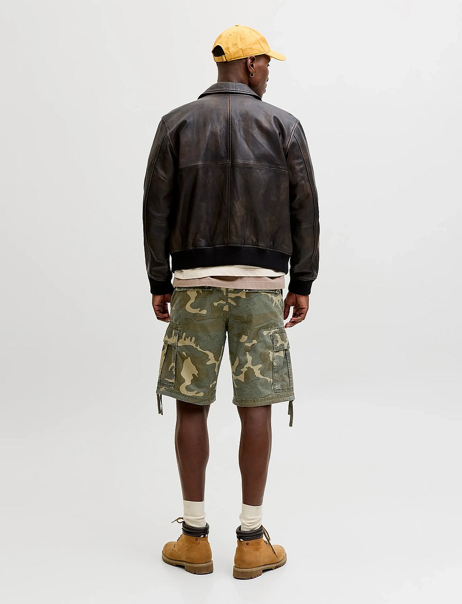 Jack & Jones - JPSTCOLE FRANK CARGO SHORTS MID SN - cargo shorts - forest night - 3