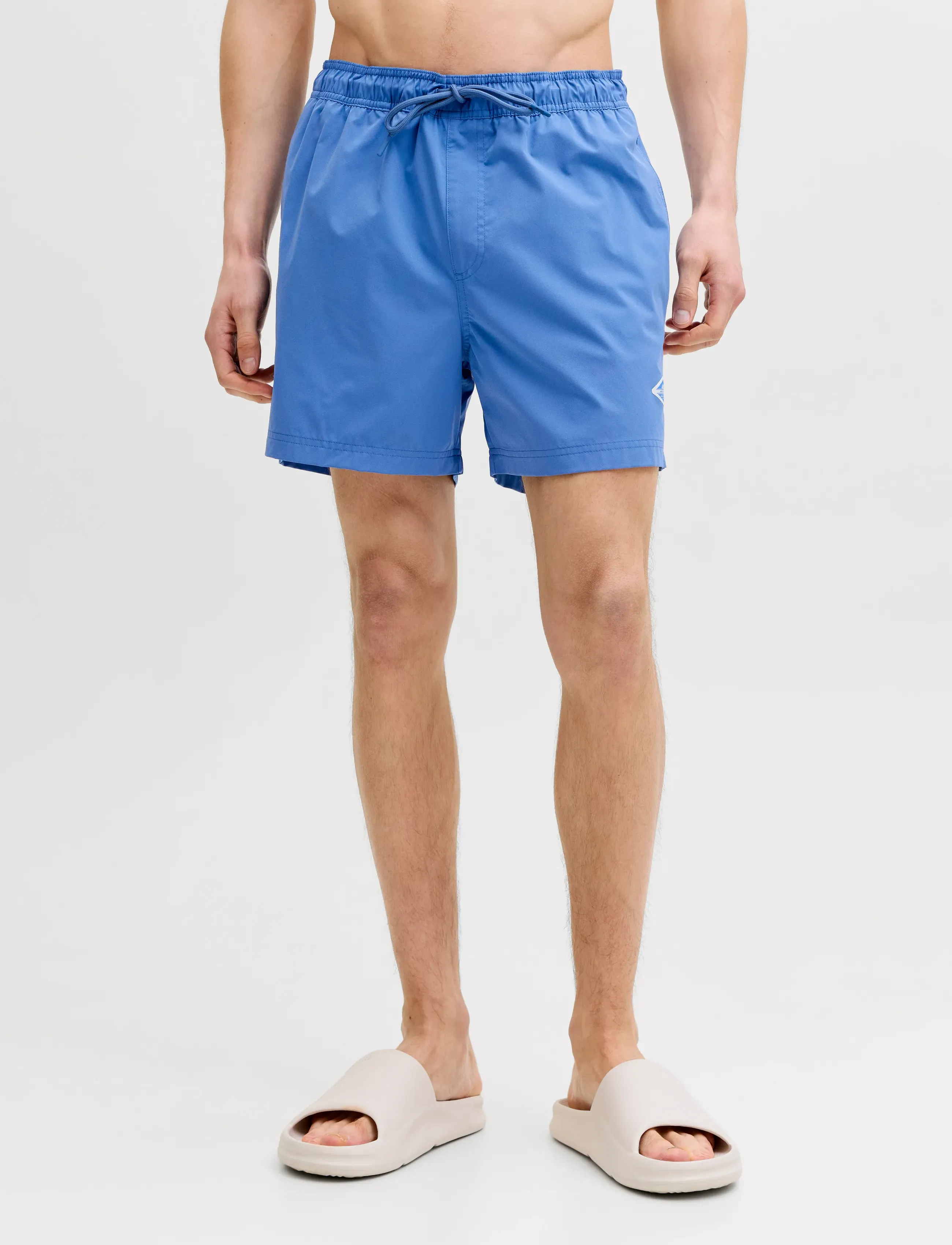 Jack & Jones JPSTMAUI TROPIC SOLID SWIM SHORTS REG SN - Looks for less - DELFT / blue