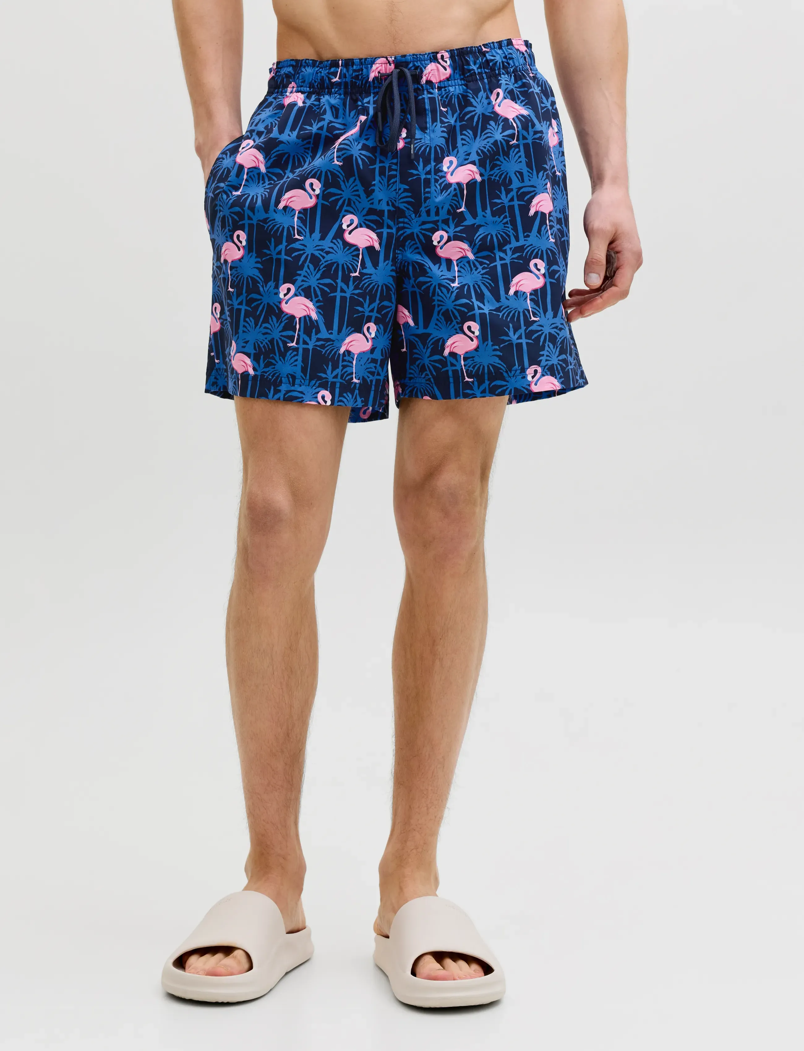 Jack & Jones JPSTMAUI VIBES NOVELTY AOP SWIM SHORT SN - Kollektionen - NAVY BLAZER / blue