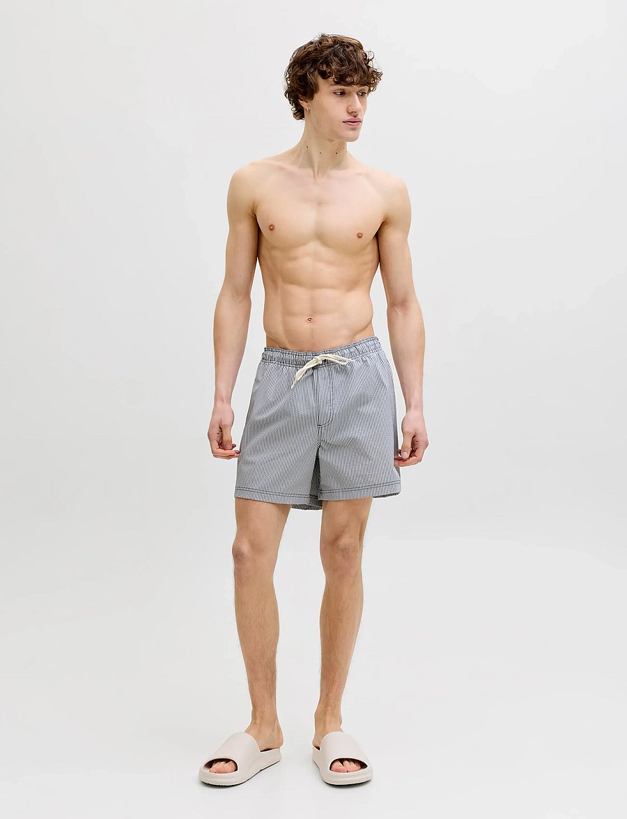 Jack & Jones - JPSTMAUI OCEAN SEERSUCKER SWIM SHORTS LN - badehose - navy blazer - 4