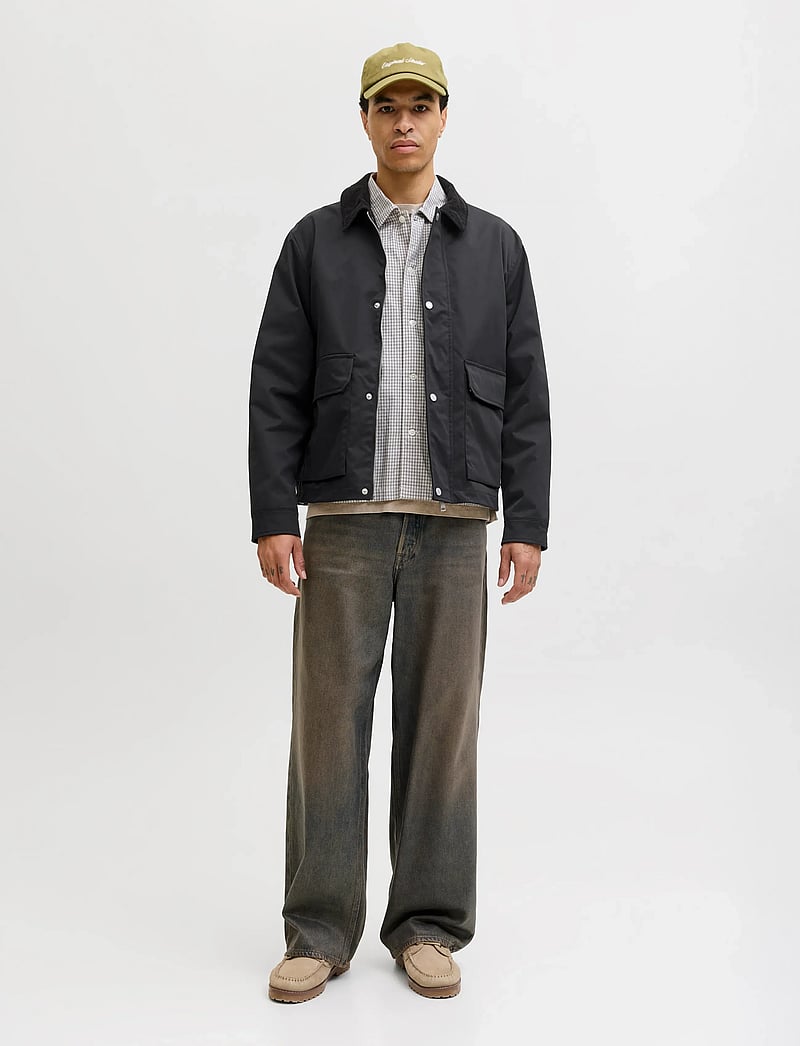 Jack & Jones - JORCATSKILLS BARN JACKET SN - spring jackets - black - 3