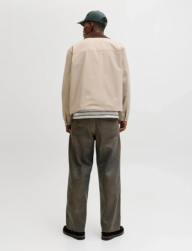 Jack & Jones - JORCATSKILLS BARN JACKET SN - forårsjakker - crockery - 3