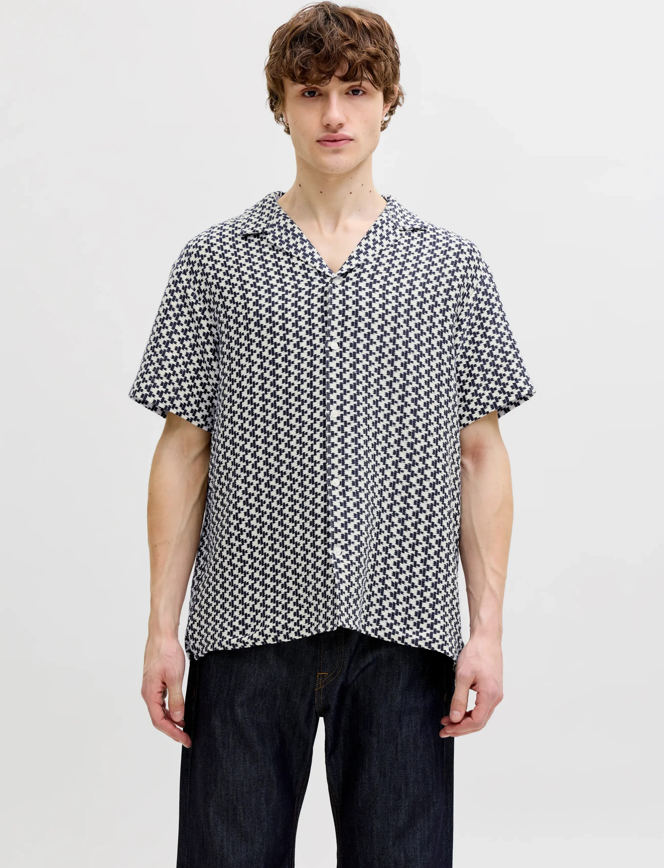 Jack & Jones JORMONTAUK CROCHET SHIRT SS SA26 LN - Short-sleeved shirts - SKY CAPTAIN / multi