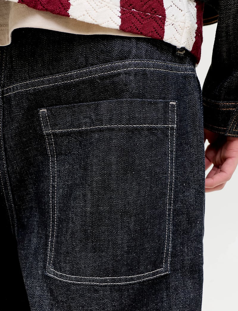 Jack & Jones - JJIRON JJLLOYD SHORTS AKM 856 LN - jeans shorts - blue denim - 5