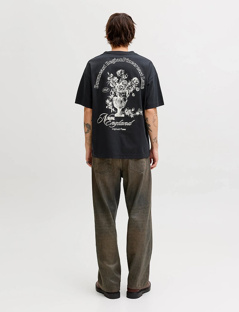 Jack & Jones - JORMAINE BACK TEE SS CREW NECK SN - lühikeste varrukatega t-särgid - black - 3