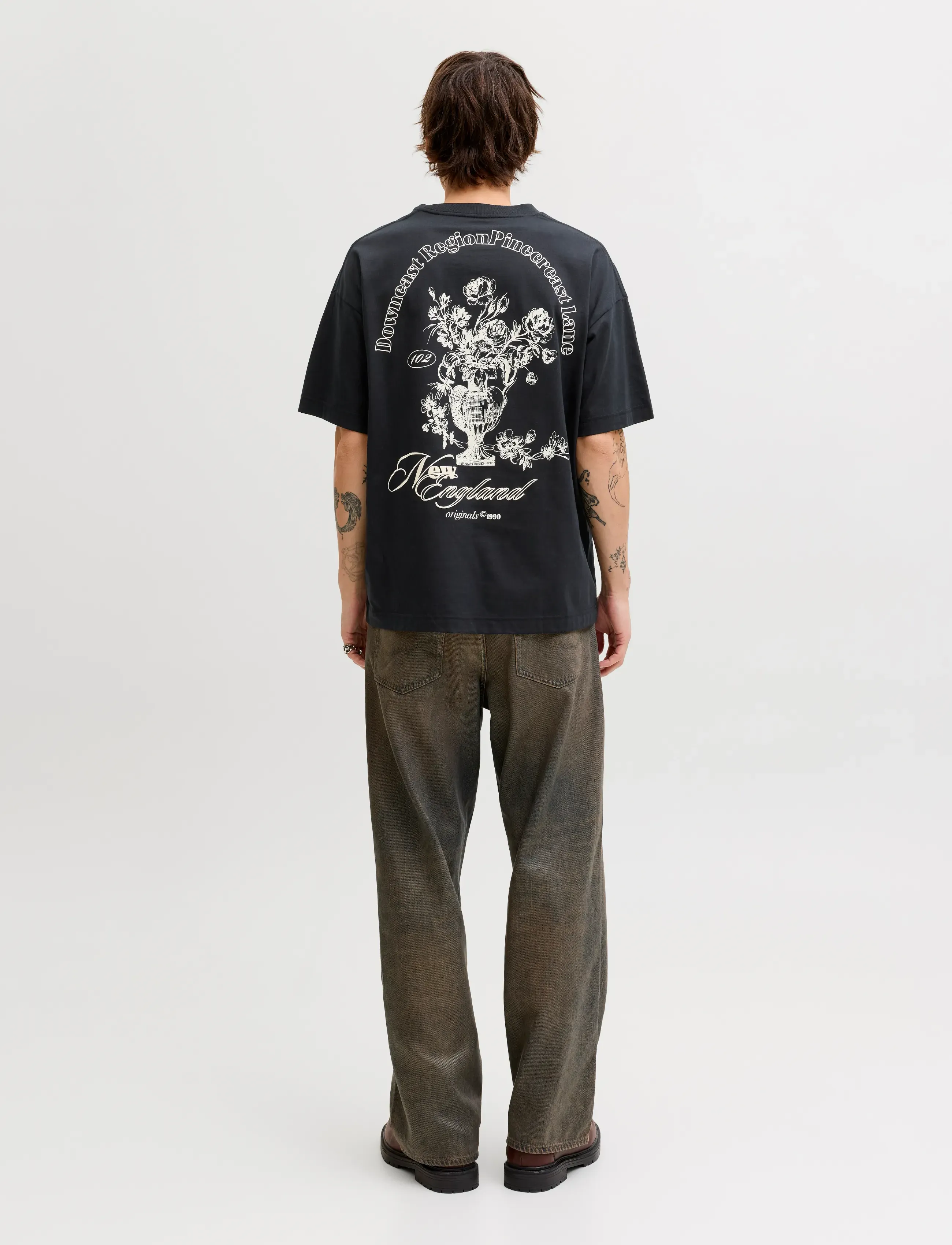 Jack & Jones - JORMAINE BACK TEE SS CREW NECK SN - stutterma bolir - black - 3