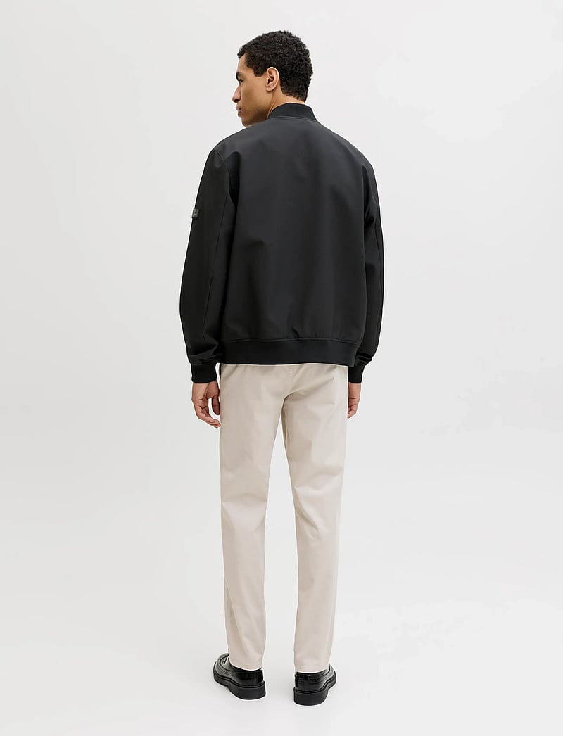 Jack & Jones - JPRBLAASPEN BOMBER JACKET LN - frühlingsjacken - black - 2