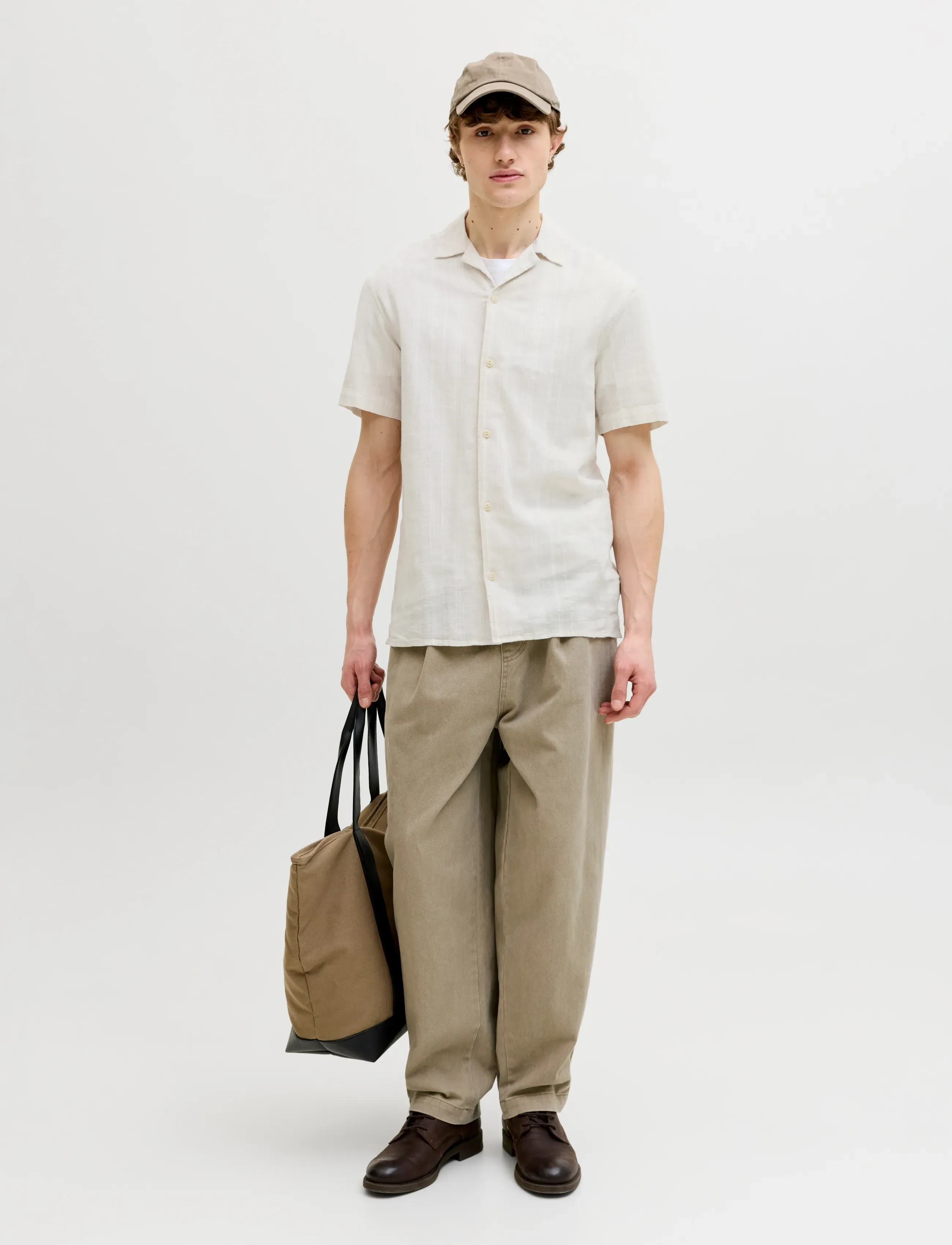 Jack & Jones - JPRBLUSUMMER LIN. BLEN DOBBY SS SHIRT SN - stribede skjorter - lemon pepper - 3