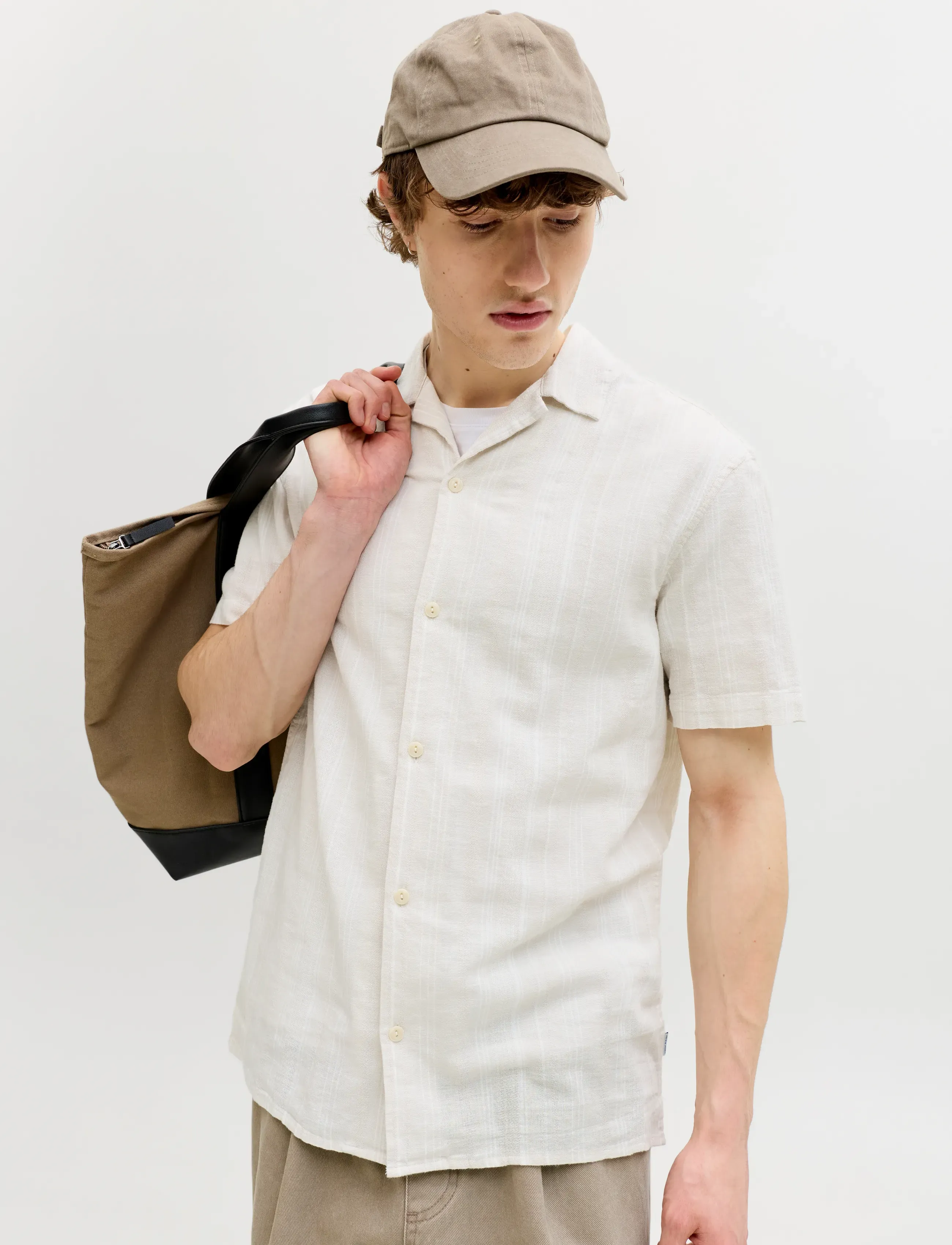 Jack & Jones - JPRBLUSUMMER LIN. BLEN DOBBY SS SHIRT SN - stribede skjorter - lemon pepper - 5