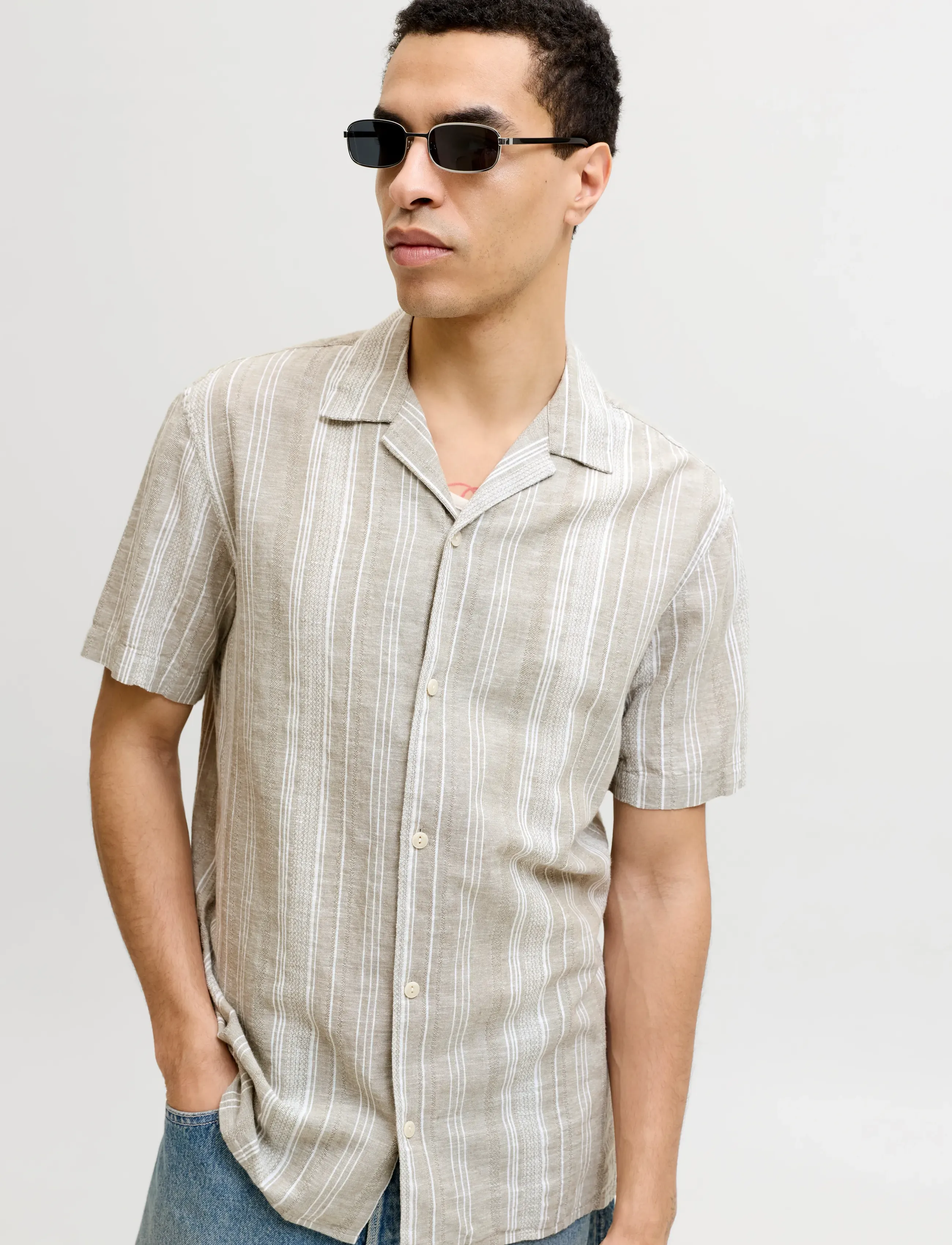 JACK & JONES Jprblusummer Lin. Blen Dobby Ss Shirt Sn kortärmade skjortor herr – bild 5