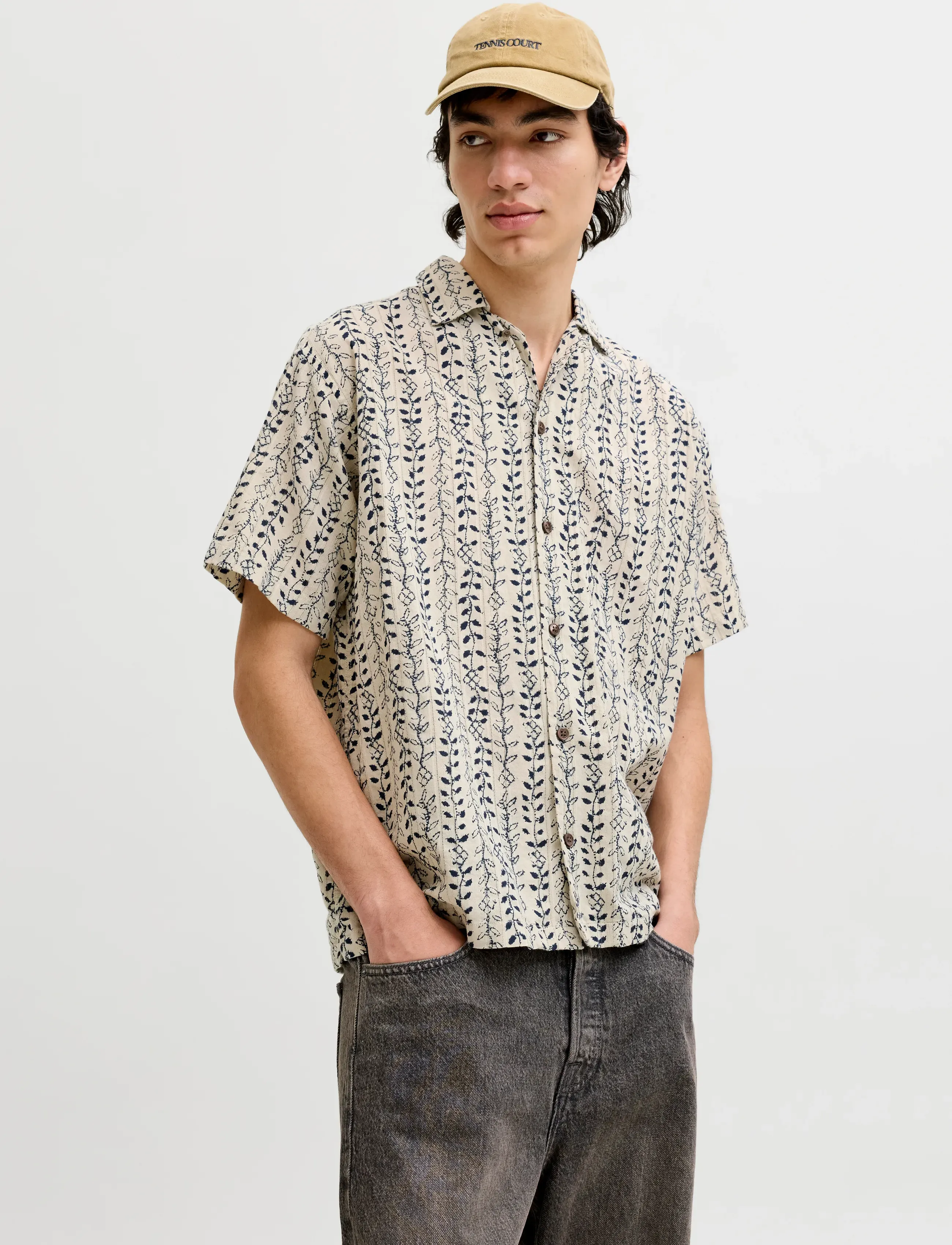 Jack & Jones JPRBLULYON PRINT DOBBY S/S SHIRT SN - Jack & Jones - MOONSTRUCK / cream