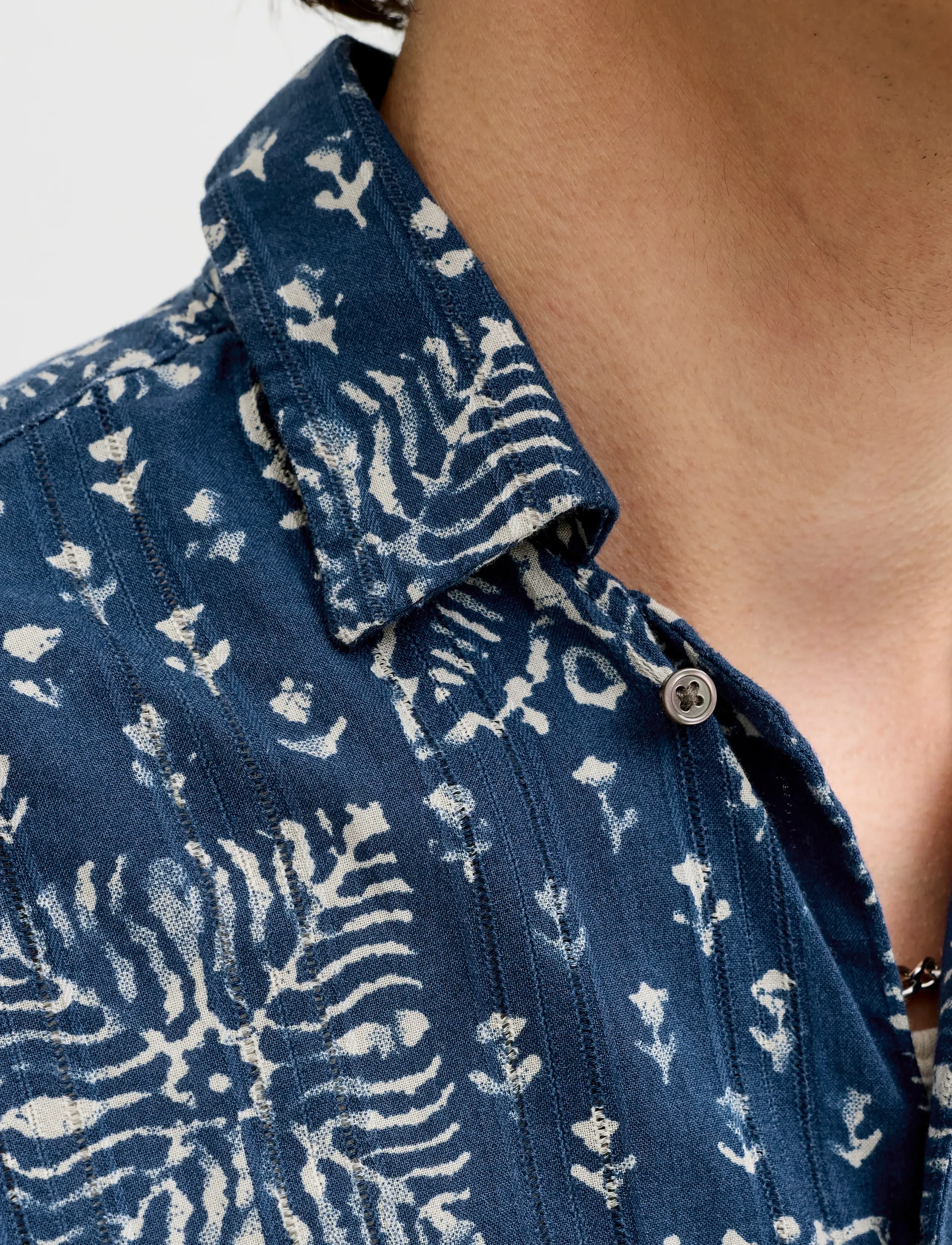 Jack & Jones - JPRBLULYON PRINT DOBBY S/S SHIRT SN - hemden mit muster - sky captain - 4