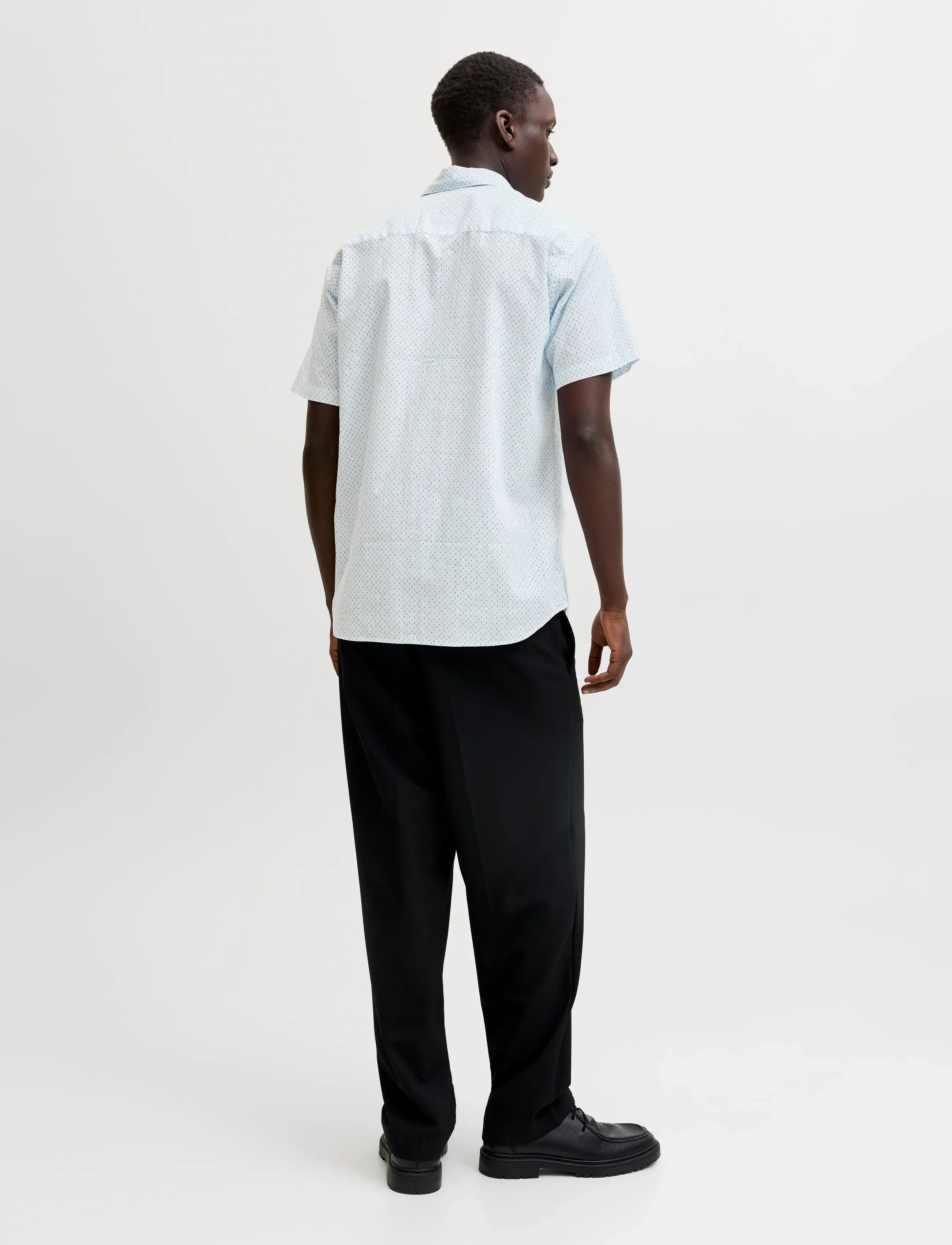 Jack & Jones - JPRBLASUMMER LINEN BL. PRINT SS SHIRT LN - mønstrede skjorter - cashmere blue - 2