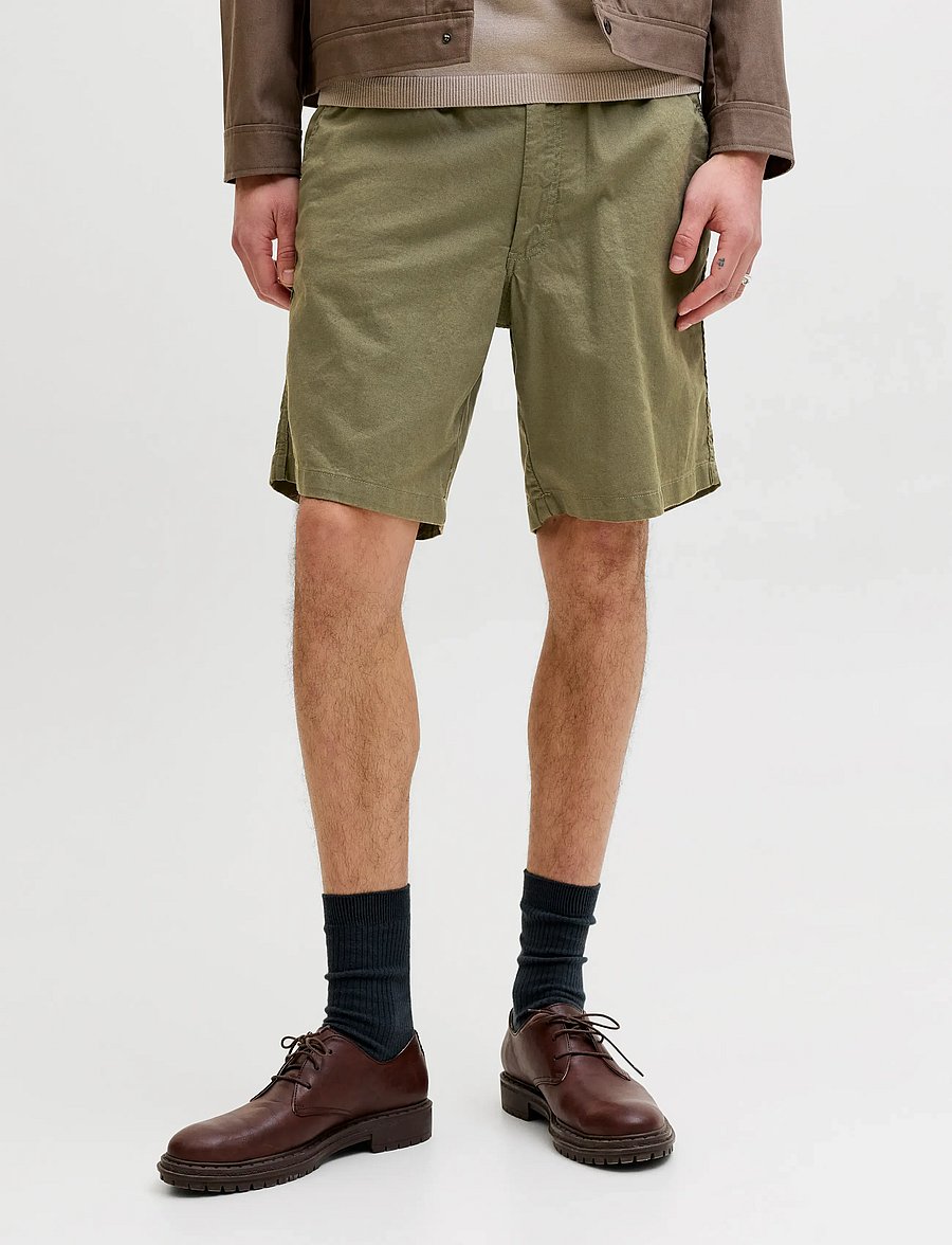 Jack & Jones - JPSTJAIDEN HYBRID BONDI JOG SHORT REG SN - casual shorts - deep lichen green - 0