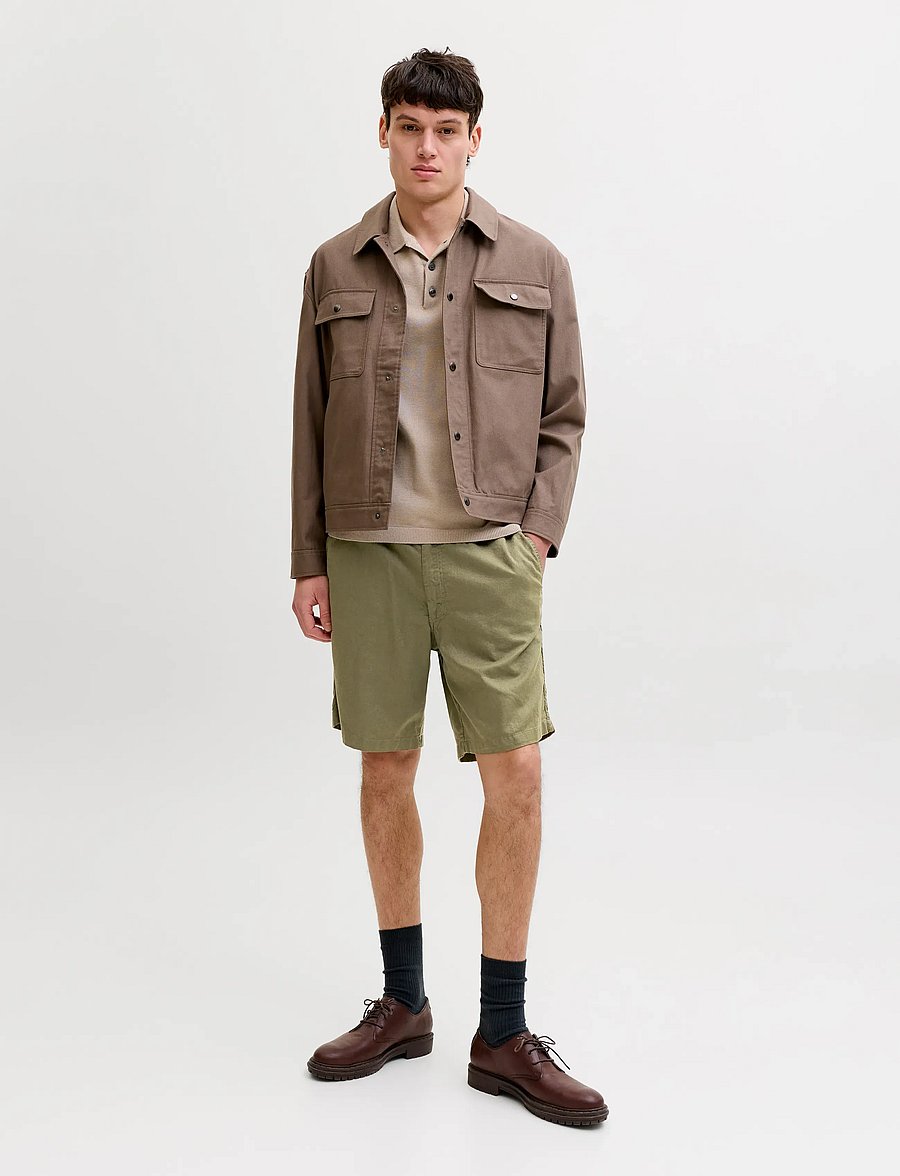 Jack & Jones - JPSTJAIDEN HYBRID BONDI JOG SHORT REG SN - casual shorts - deep lichen green - 4