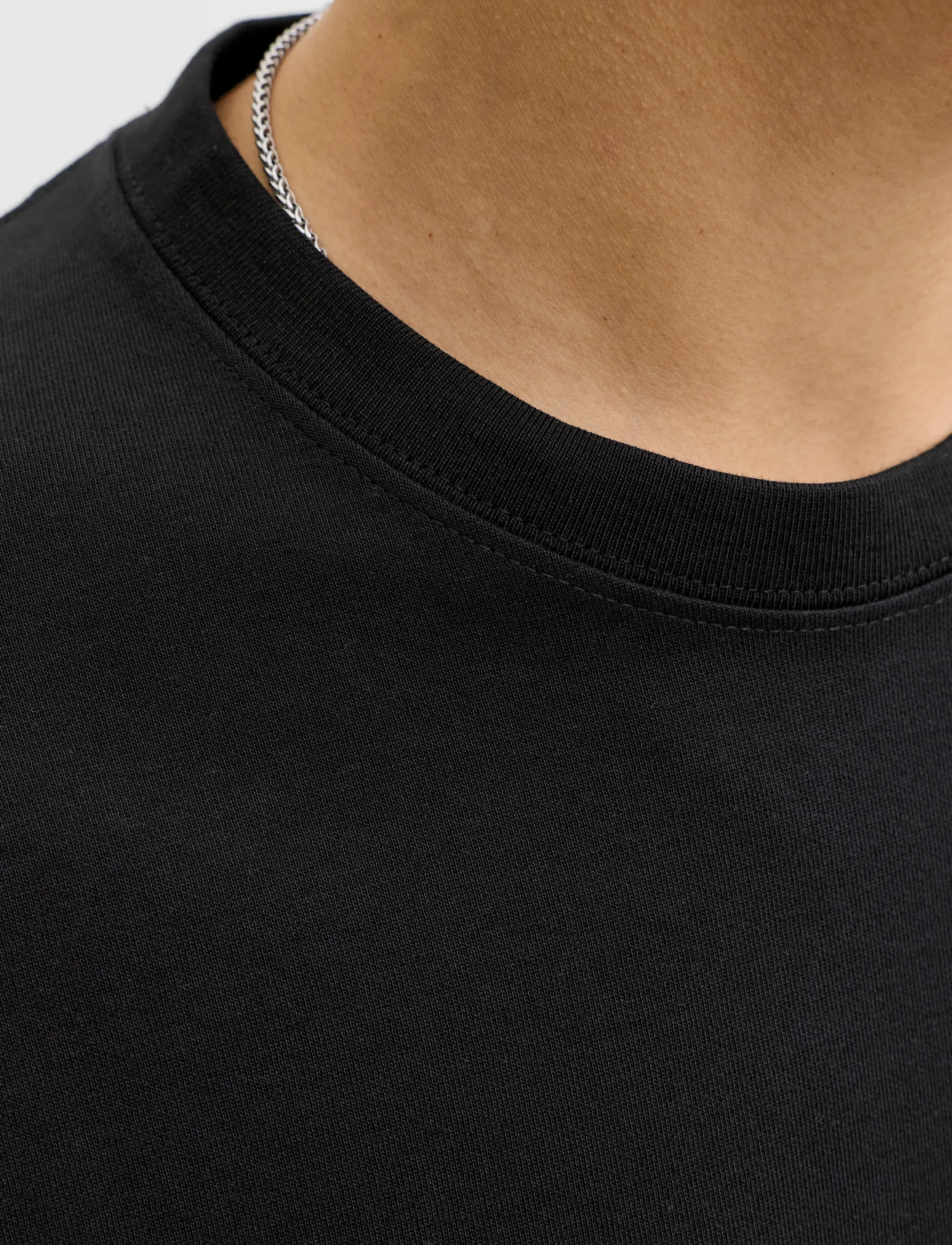 Jack & Jones - JPRBLAETHAN SS LOGO TEE SN - short-sleeved t-shirts - black - 4