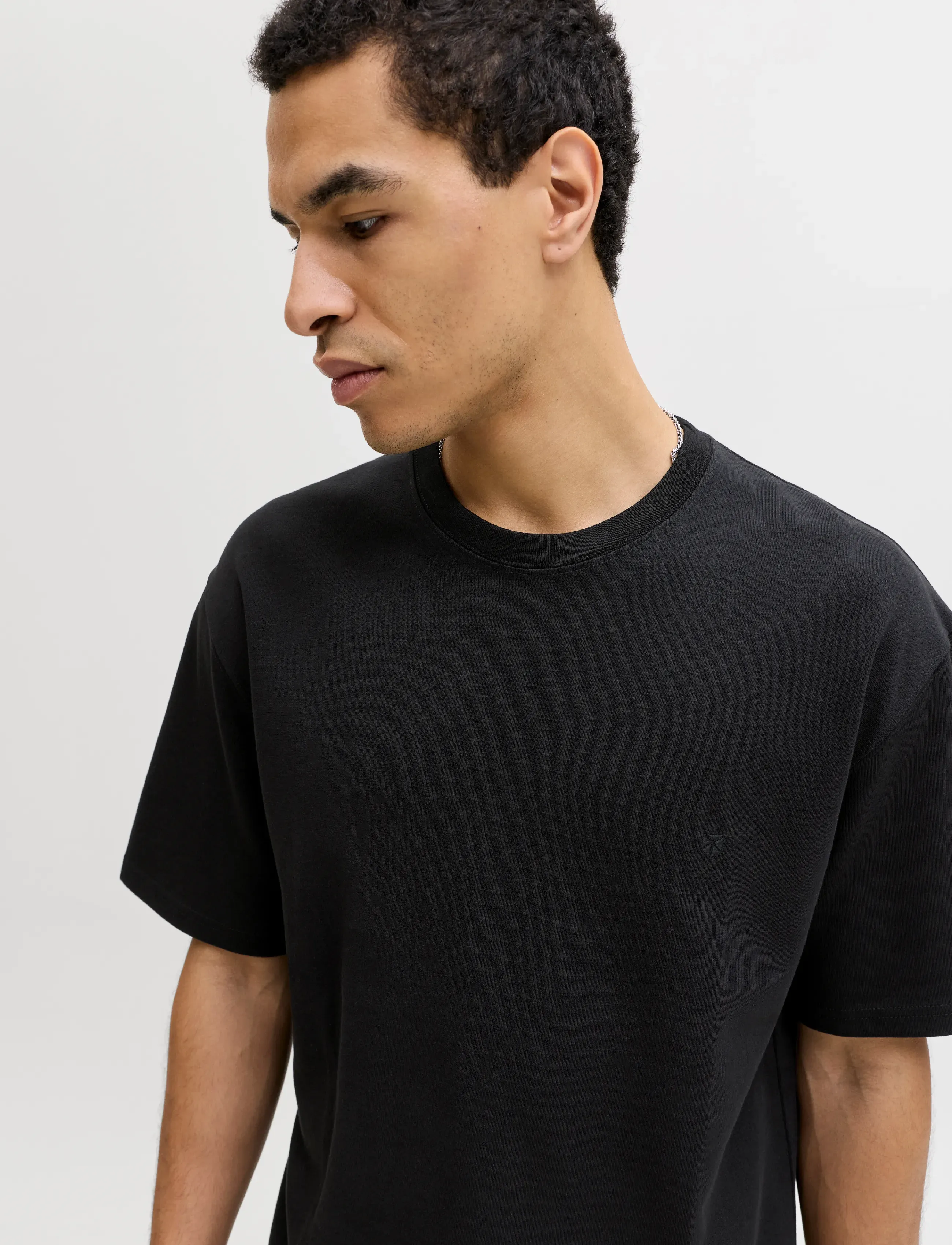 Jack & Jones - JPRBLAETHAN SS LOGO TEE SN - short-sleeved t-shirts - black - 5