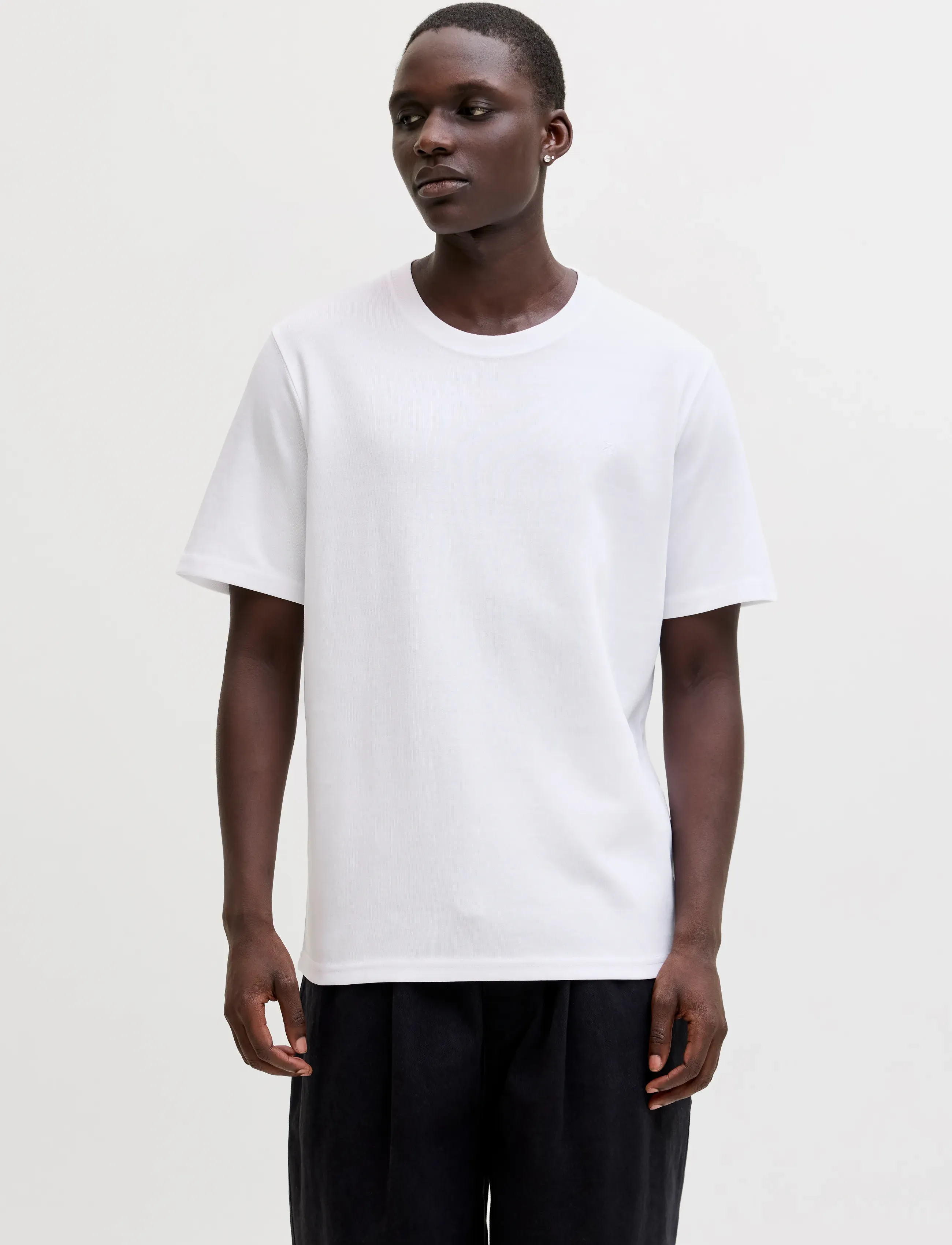 Jack & Jones - JPRBLAETHAN SS LOGO TEE SN - kortärmade t-shirts - bright white - 0