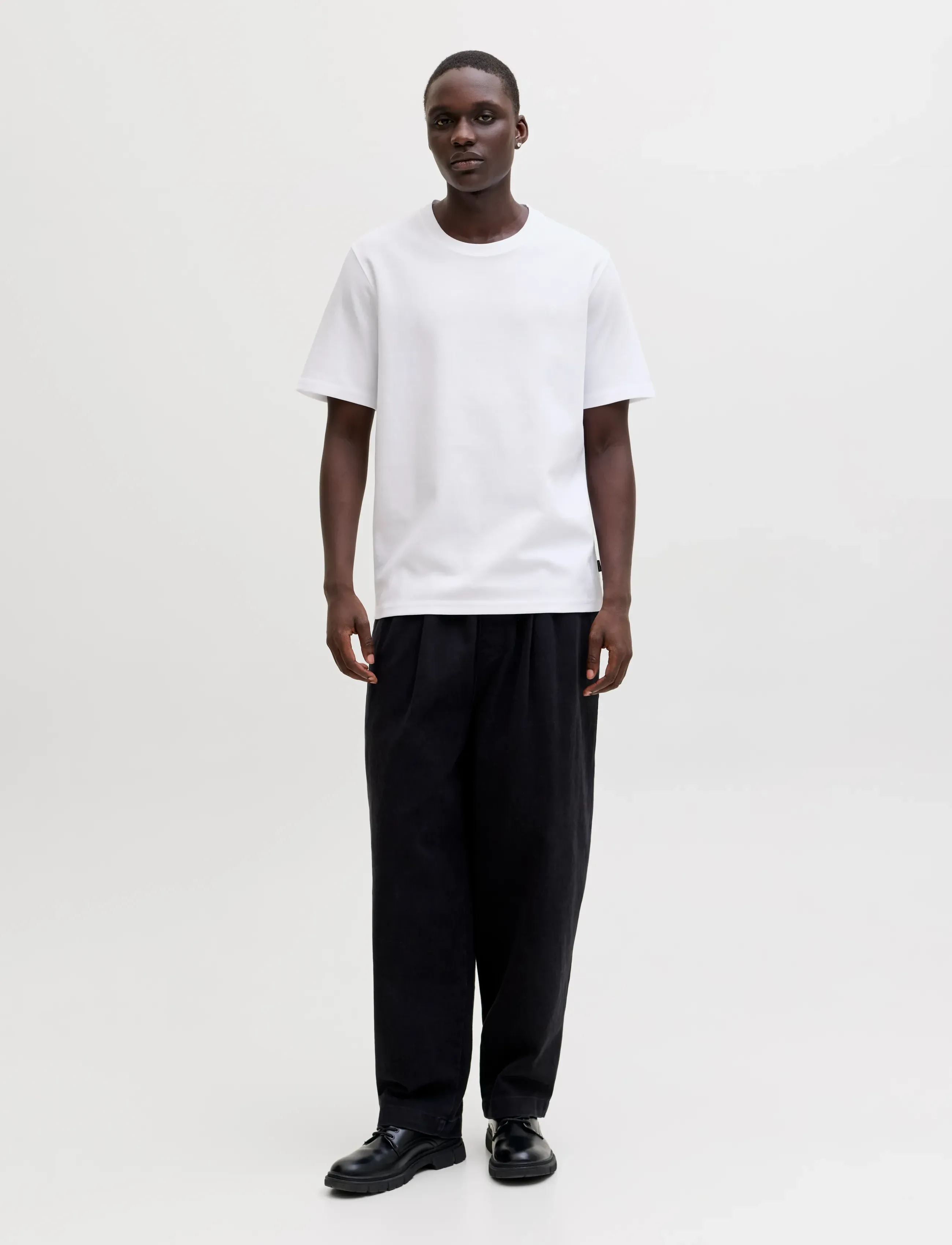 Jack & Jones - JPRBLAETHAN SS LOGO TEE SN - kortärmade t-shirts - bright white - 4