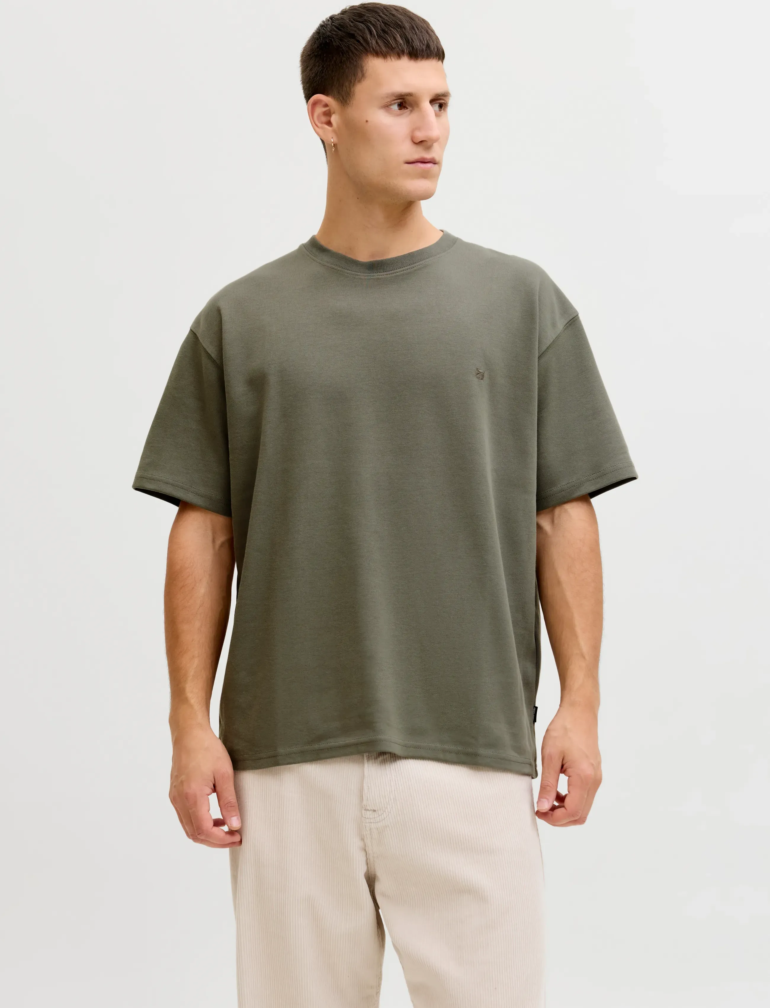 Jack & Jones JPRBLAETHAN SS LOGO TEE SN - Tøj - SMOKEY OLIVE / khaki/green