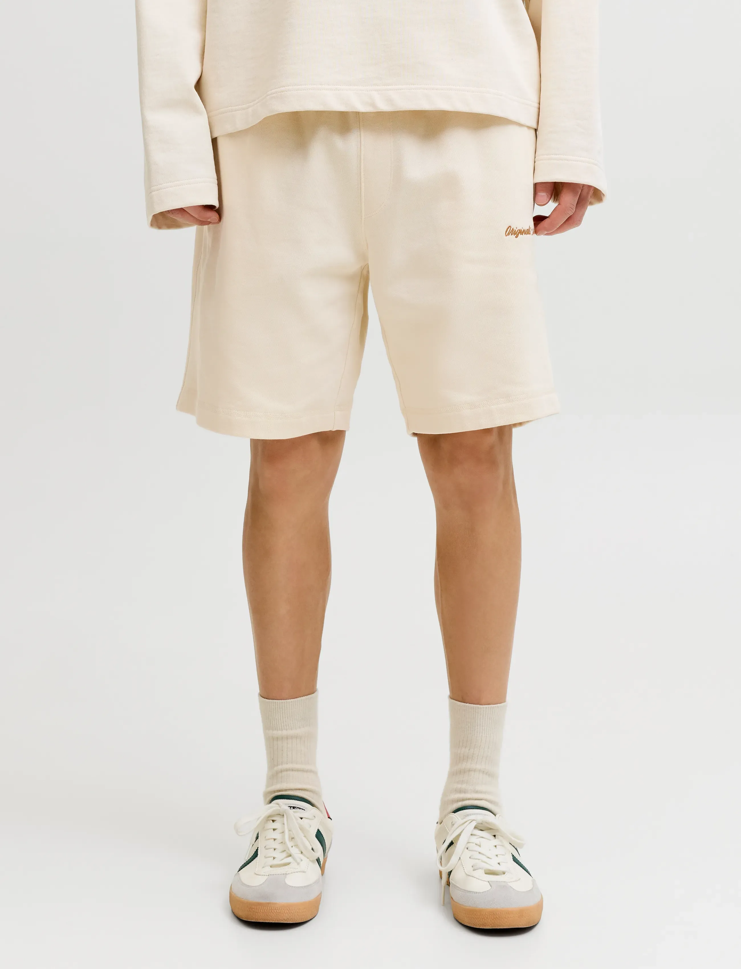 Jack & Jones JPSTKARL NORREBRO SWEAT SHORTS REG SN - Kollektionen - ANTIQUE WHITE / beige