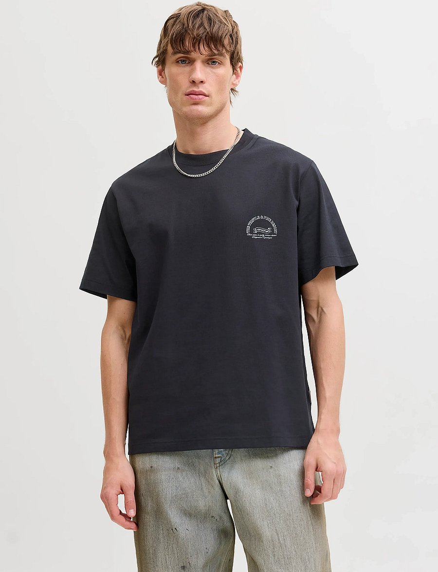 Jack & Jones - JORMONTAUK PHOTO BACK TEE SS CN - lühikeste varrukatega t-särgid - black - 0