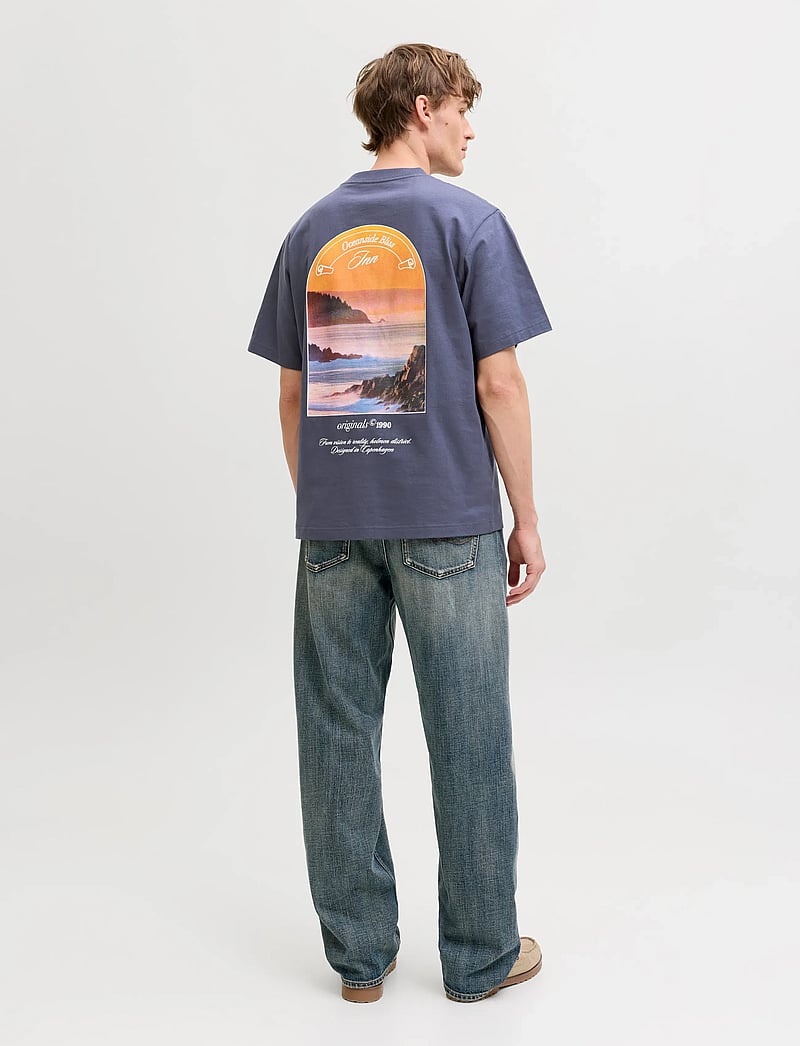 Jack & Jones - JORMONTAUK PHOTO BACK TEE SS CN - kortærmede t-shirts - odyssey gray - 3