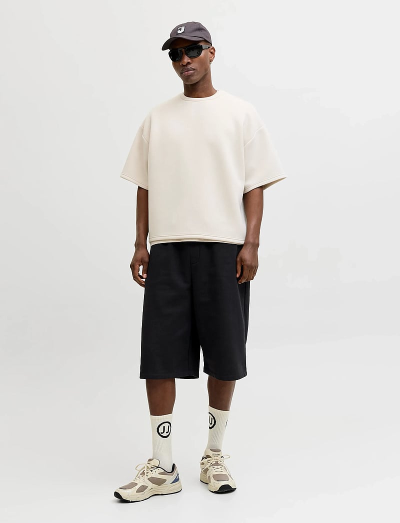 Jack & Jones - JPSTOWEN FALLS SWEAT SHORTS XXLNG LN - sweatshorts - black - 4