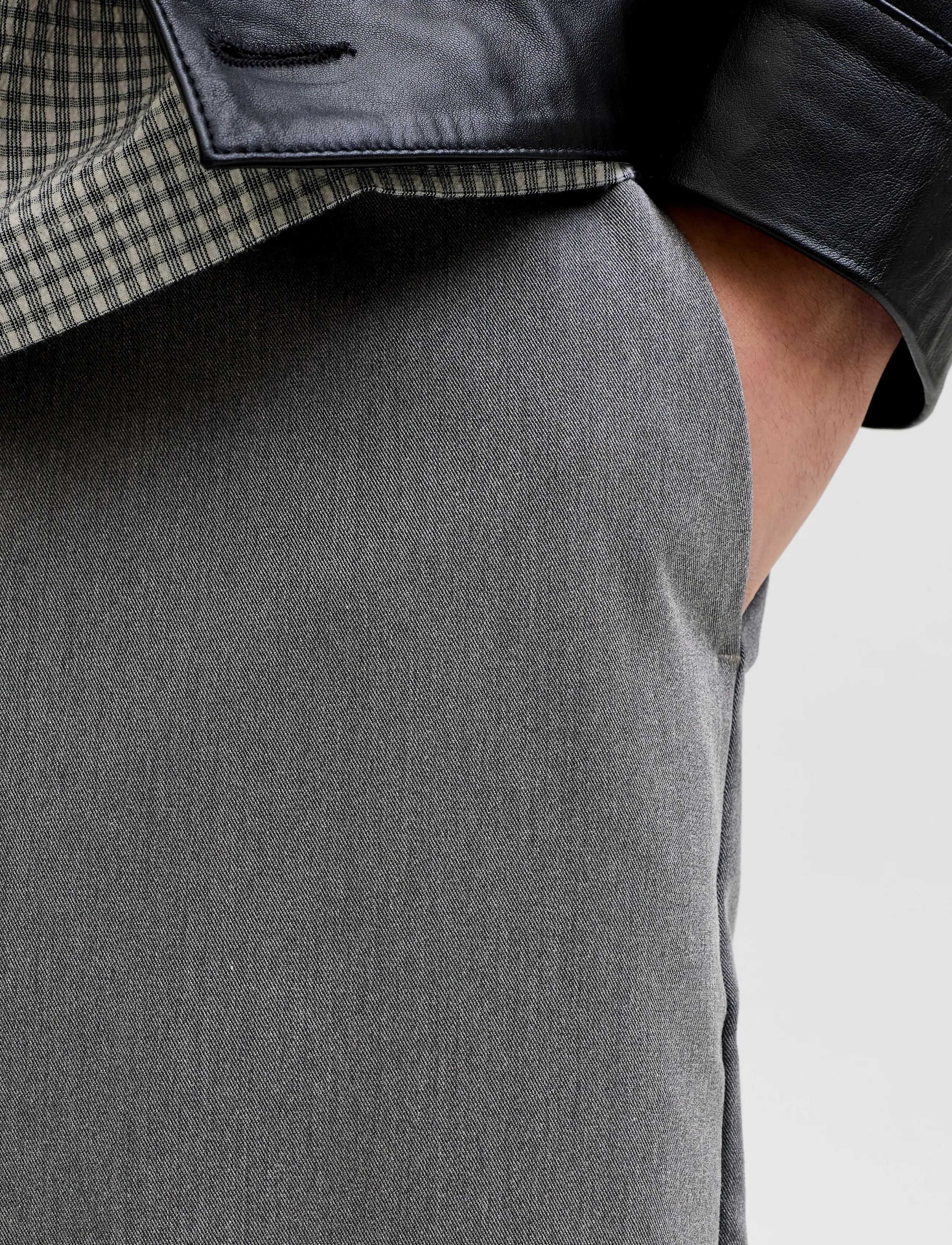 Jack & Jones JPSTOWEN TOBY CHINO SHORTS XLNG LN - Riided - GREY MELANGE / grey
