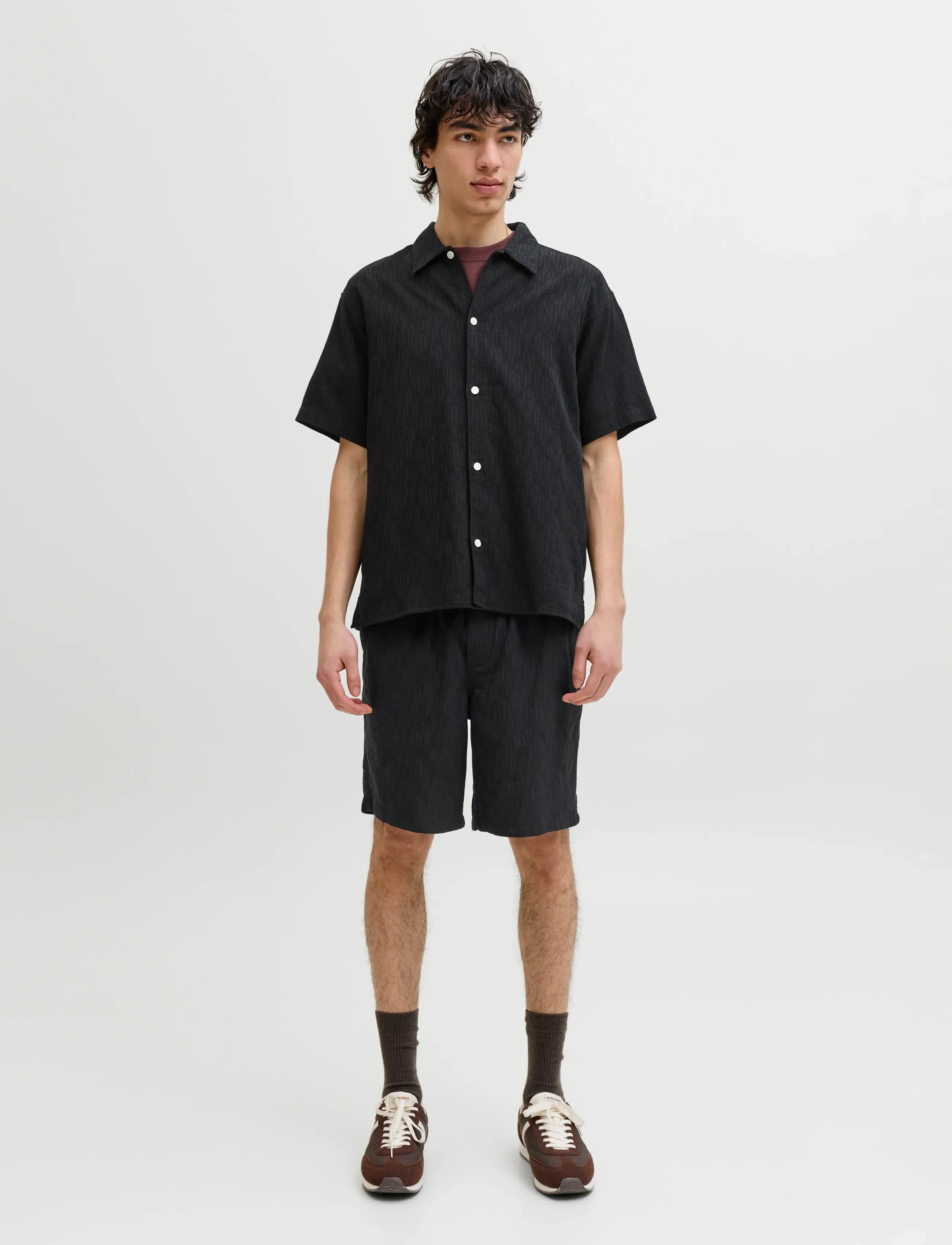Jack & Jones - JORMONTAUK WAVY TEXTURE SHIRT SS SN - stutterma skyrtur - black - 3