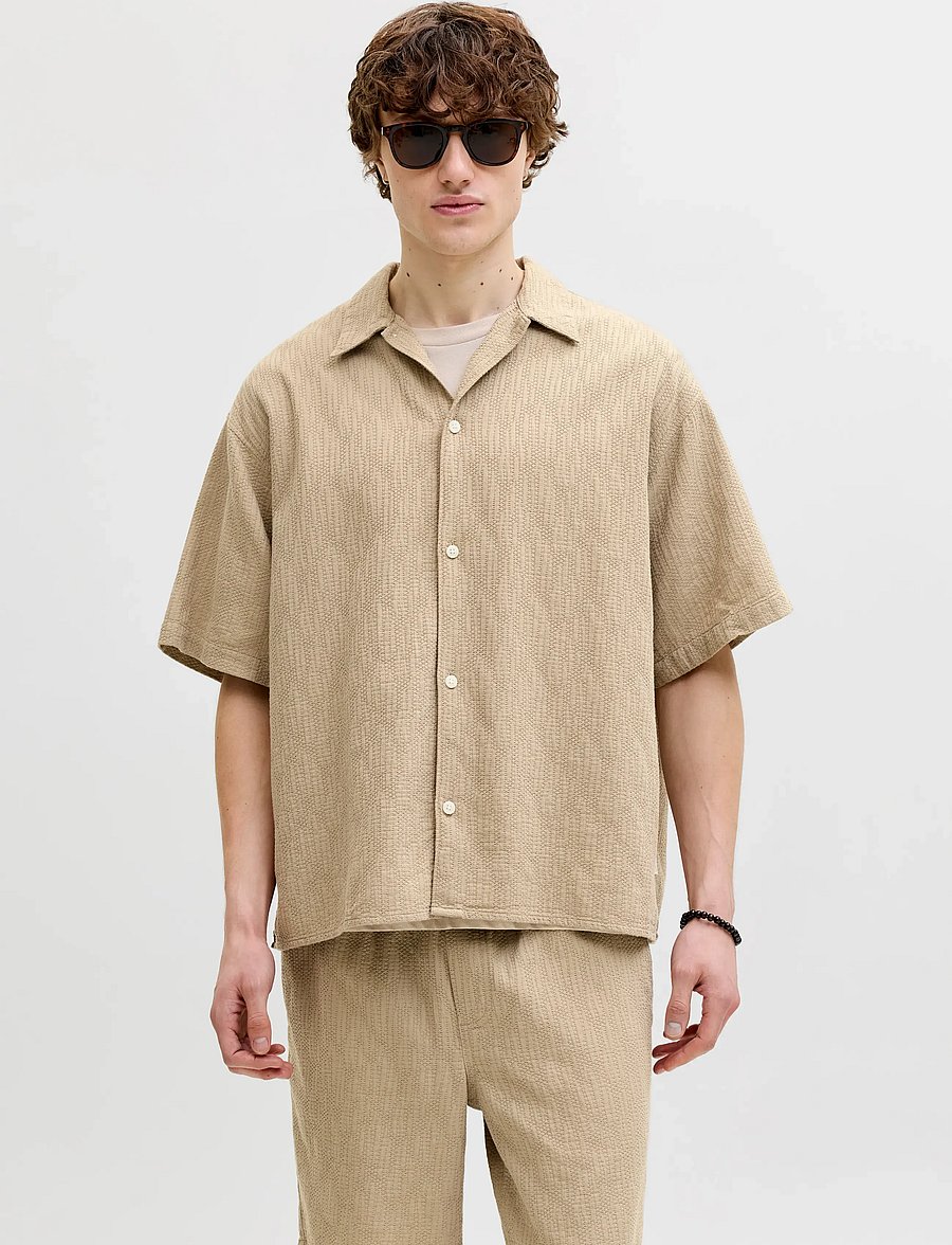 Jack & Jones - JORMONTAUK WAVY TEXTURE SHIRT SS SN - kurzarmhemden - crockery - 0