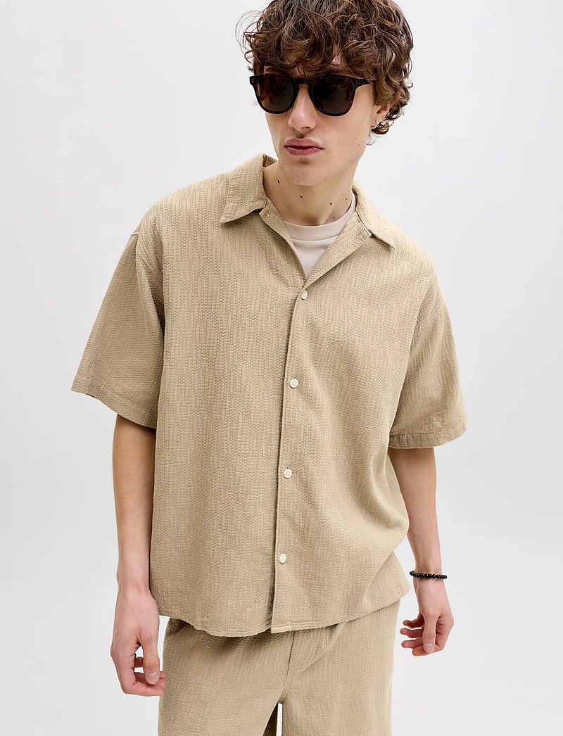 Jack & Jones - JORMONTAUK WAVY TEXTURE SHIRT SS SN - kortærmede skjorter - crockery - 4