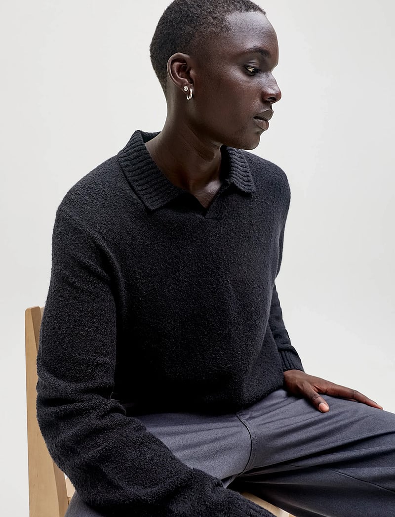 Jack & Jones - JPRBLAMAVERICK KNIT SPLIT NECK STYD AW25 - poloer i strik med lange ærmer - black - 5