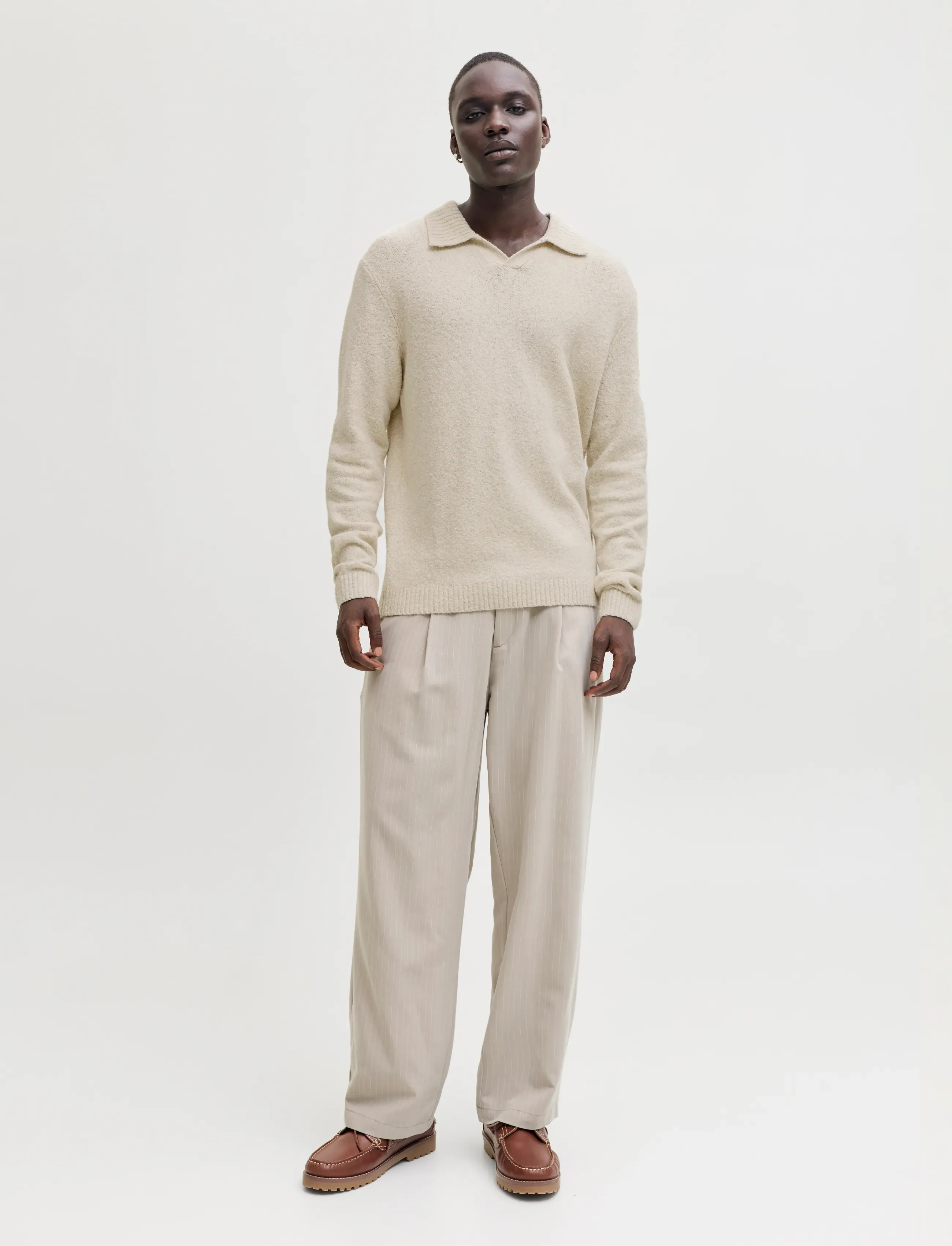 Jack & Jones - JPRBLAMAVERICK KNIT SPLIT NECK STYD AW25 - long-sleeved knitted polos - silver lining - 3