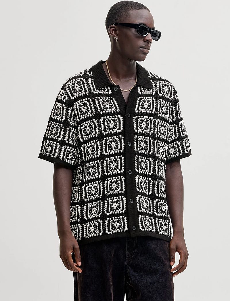 Jack & Jones - JORCOLIN KNIT CROCHET POLO STYD AW25 - gestrickte polohemden - black - 0