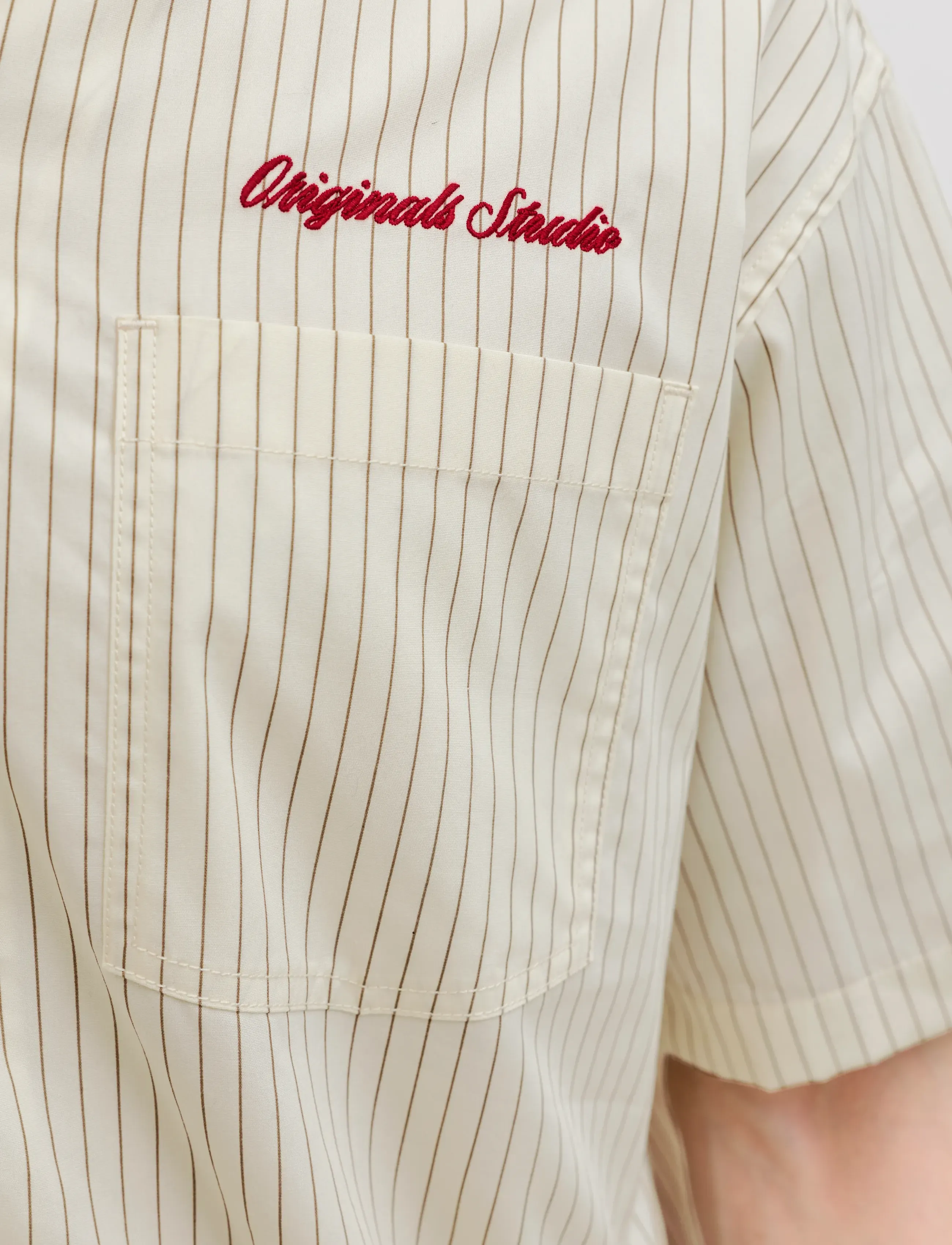 Jack & Jones - JORMENTON POPLIN STRIPE RESORT SHIRT SS - kortærmede skjorter - cloud dancer - 5