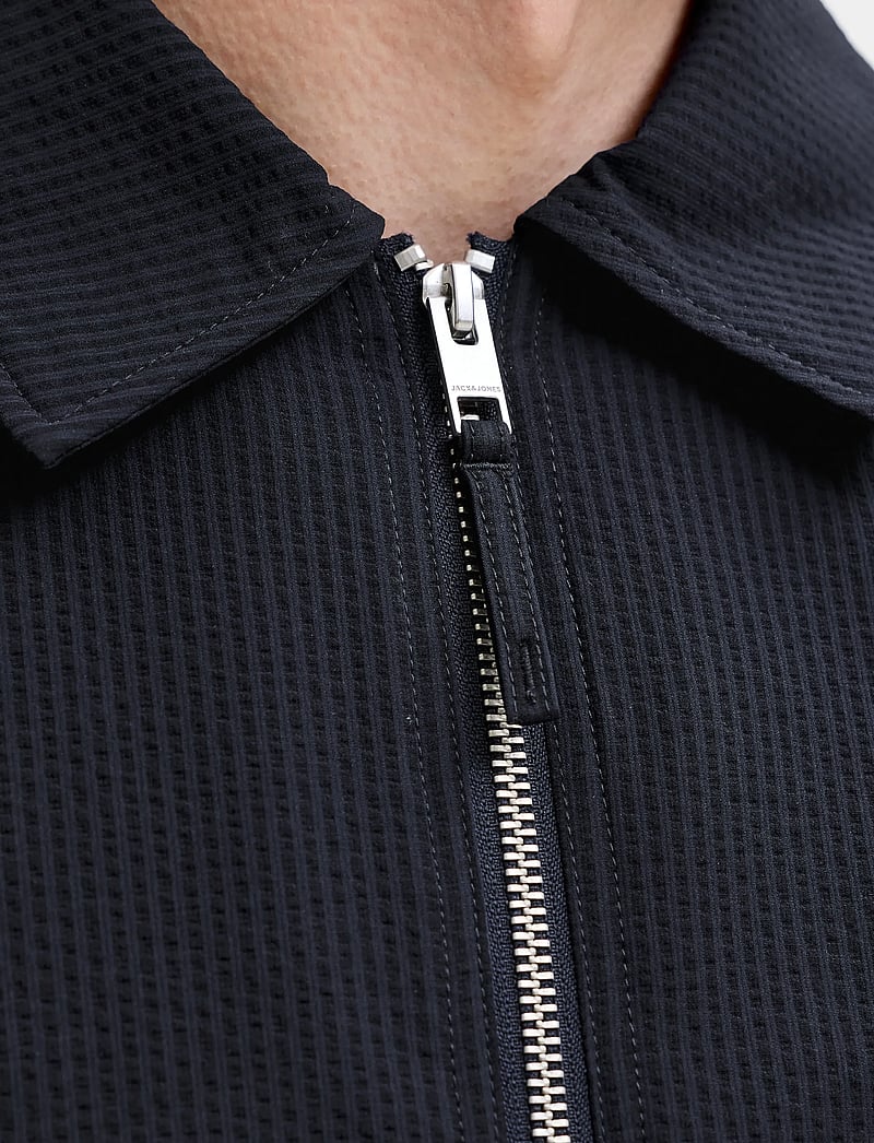 Jack & Jones - JPRBLALORENZO SEERSUCKER BLOUSON JKT - vårjackor - night sky - 4