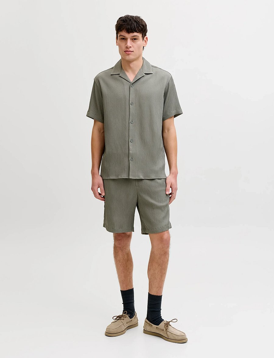 Jack & Jones - JJEHARRISON RESORT SHIRT SS SN SET MP - lühikesed vabaajapüksid - dusty olive - 4