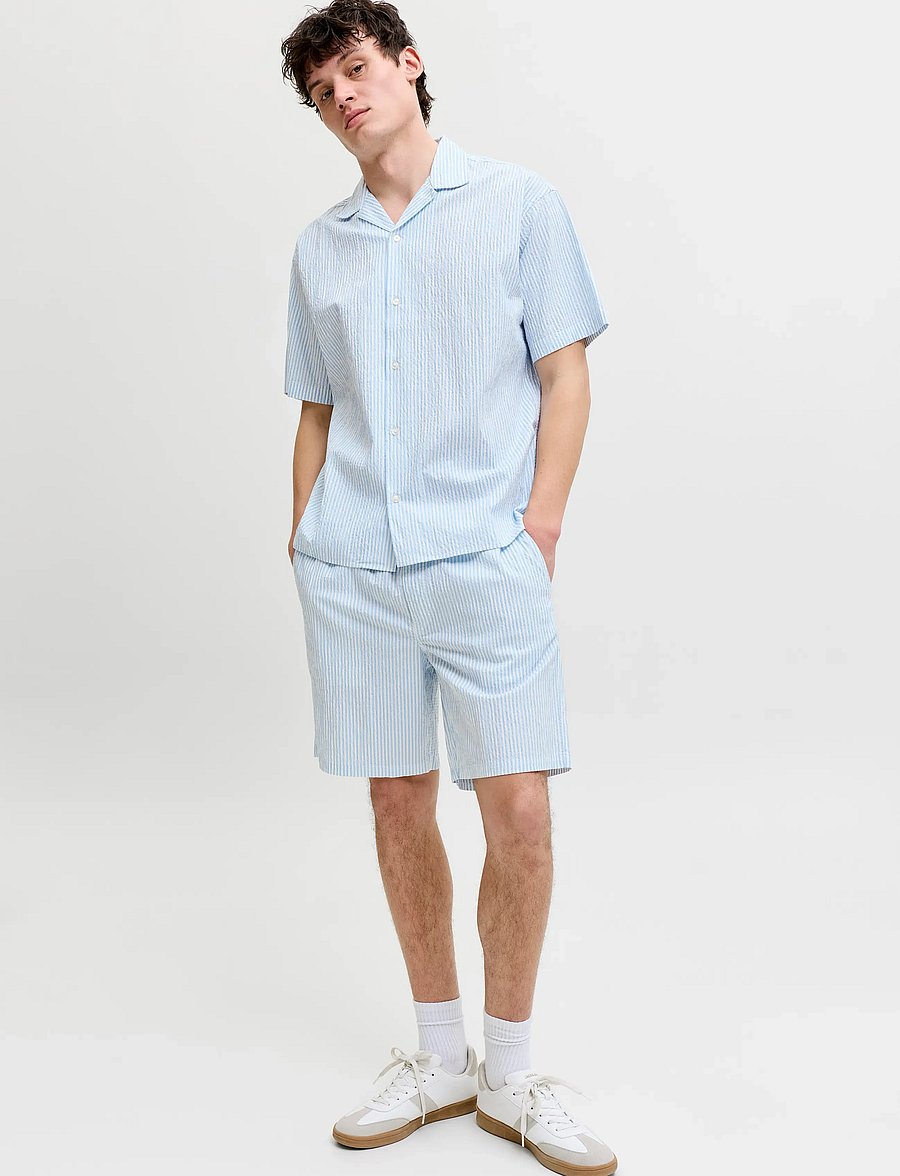 Jack & Jones - JJMILO SEERSUCKER RESORT SHIRT SS SET MP - triibulised särgid - cashmere blue - 5