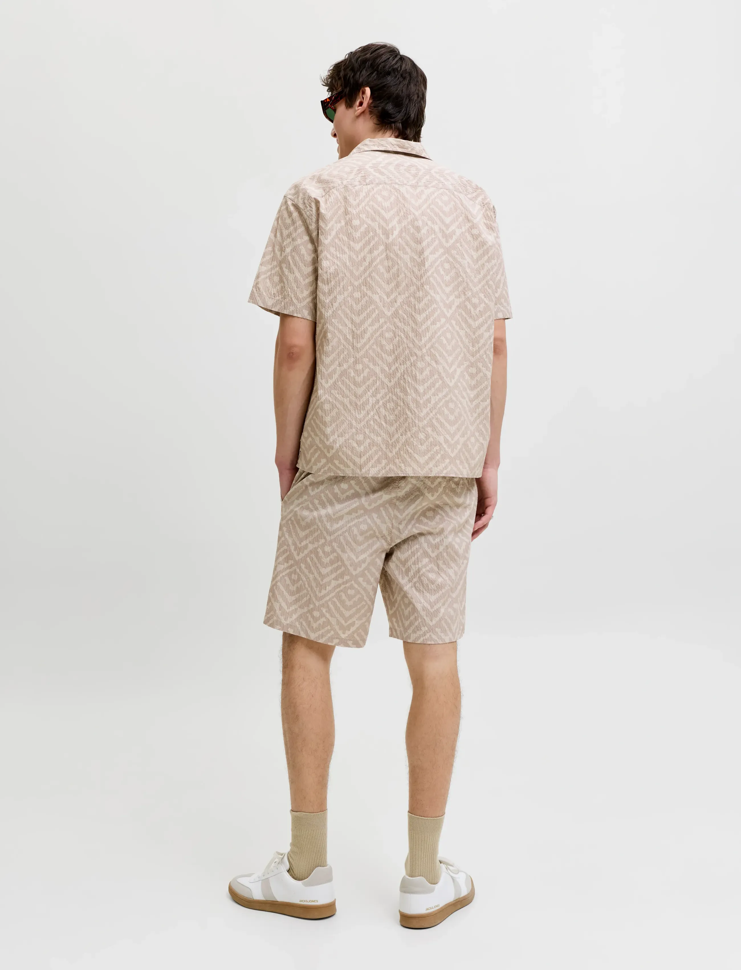 Jack & Jones - JJMILO SEERSUCKER RESORT SHIRT SS SET MP - gestreepte overhemden - moonbeam - 3