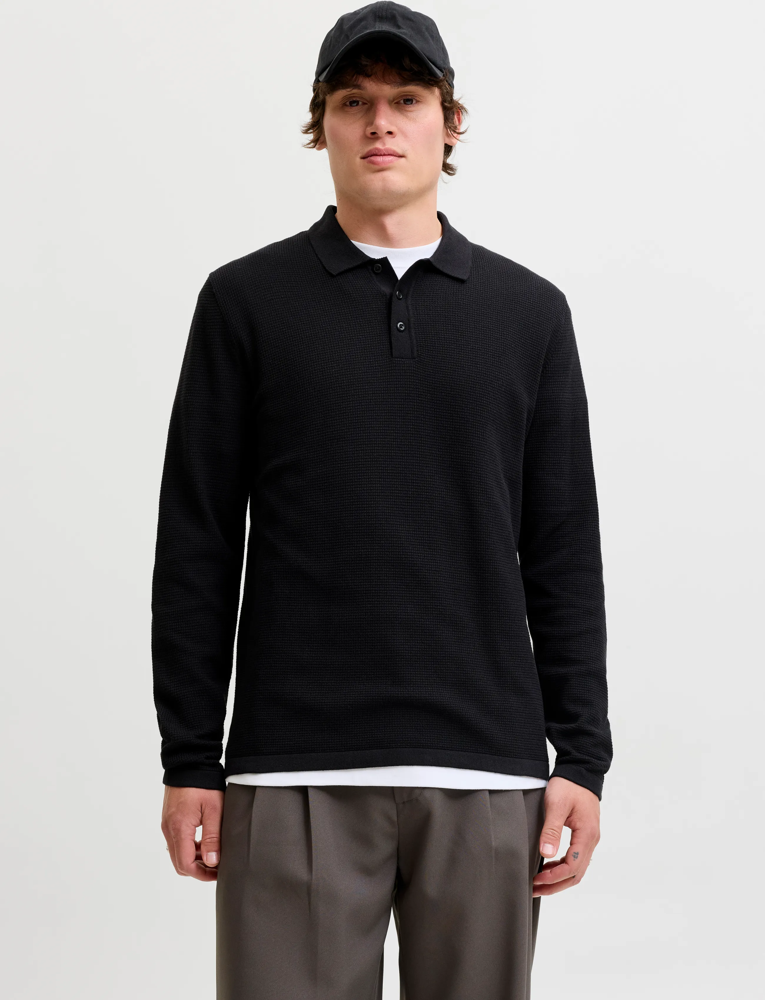 Jack & Jones JJEAUSTIN KNIT LS POLO SN - Pikkade varrukatega polod - BLACK / black