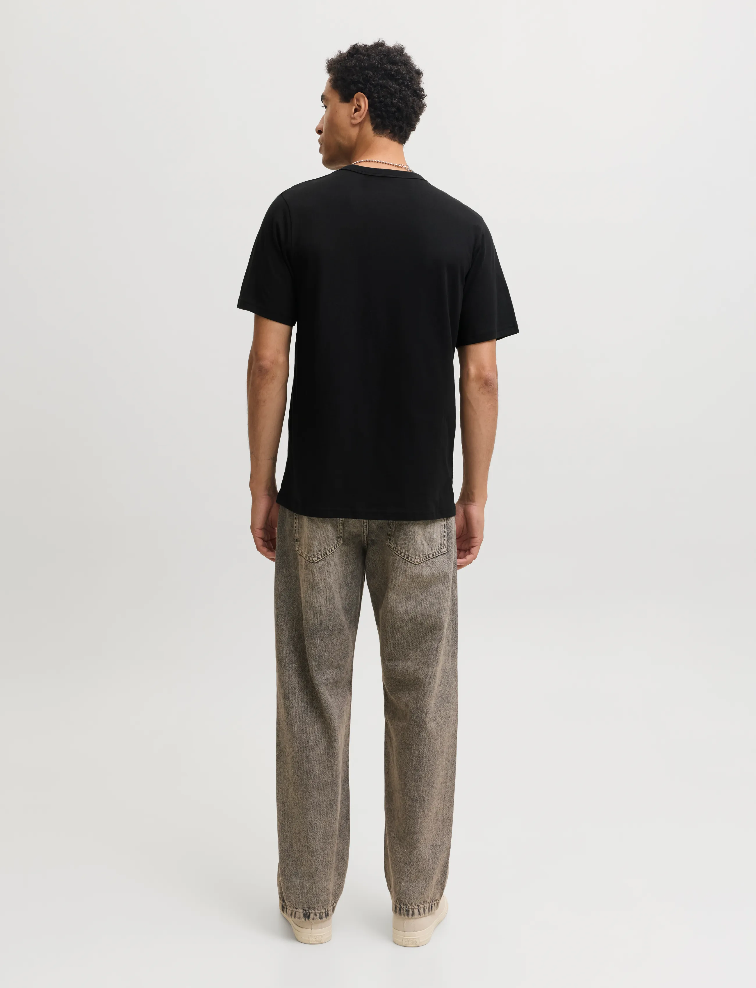Jack & Jones - JJCLEVELAND TEE SS CREW NECK SN - kurzärmelige t-shirts - black - 3