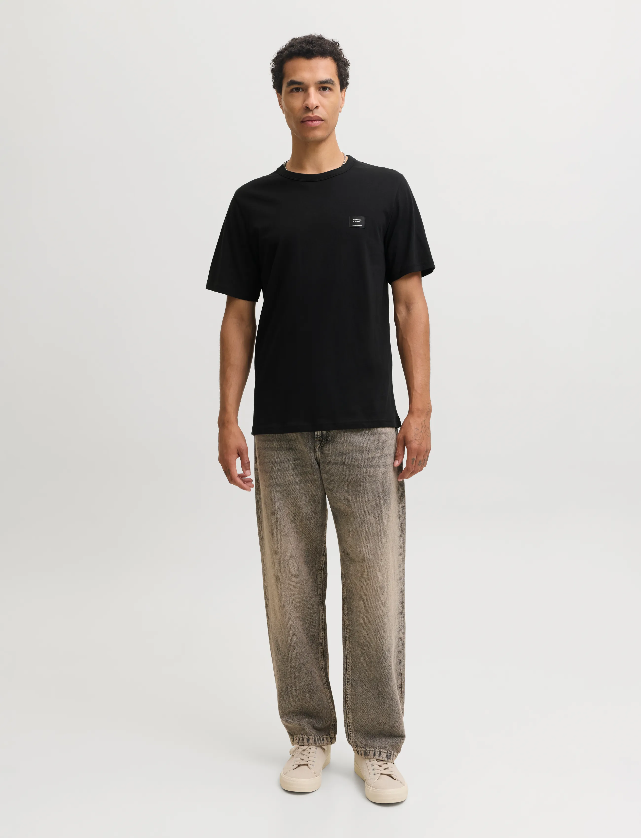 Jack & Jones - JJCLEVELAND TEE SS CREW NECK SN - kurzärmelige t-shirts - black - 4