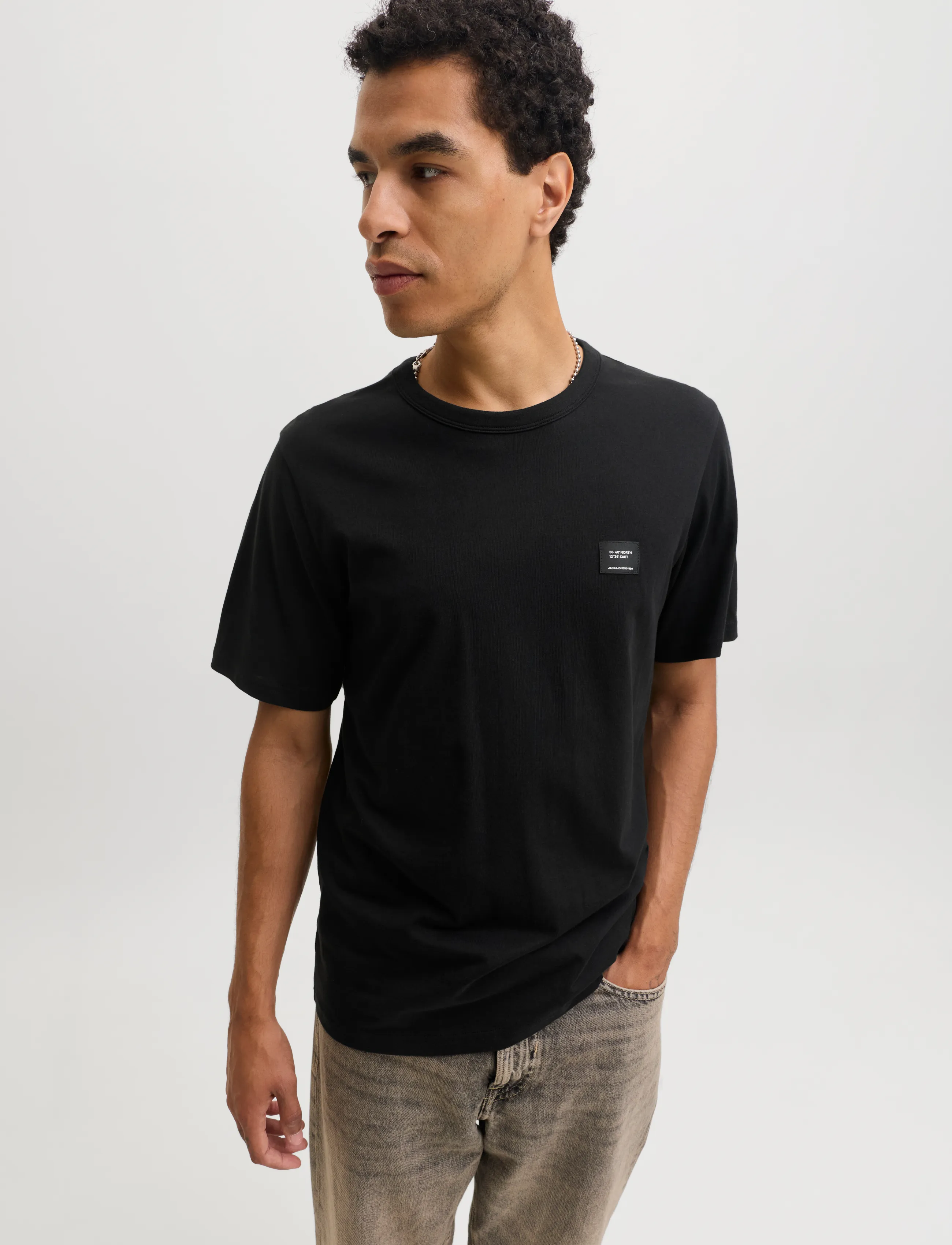 JACK & JONES Jjcleveland Tee Ss Crew Neck Sn t-shirts - bas herr – bild 5