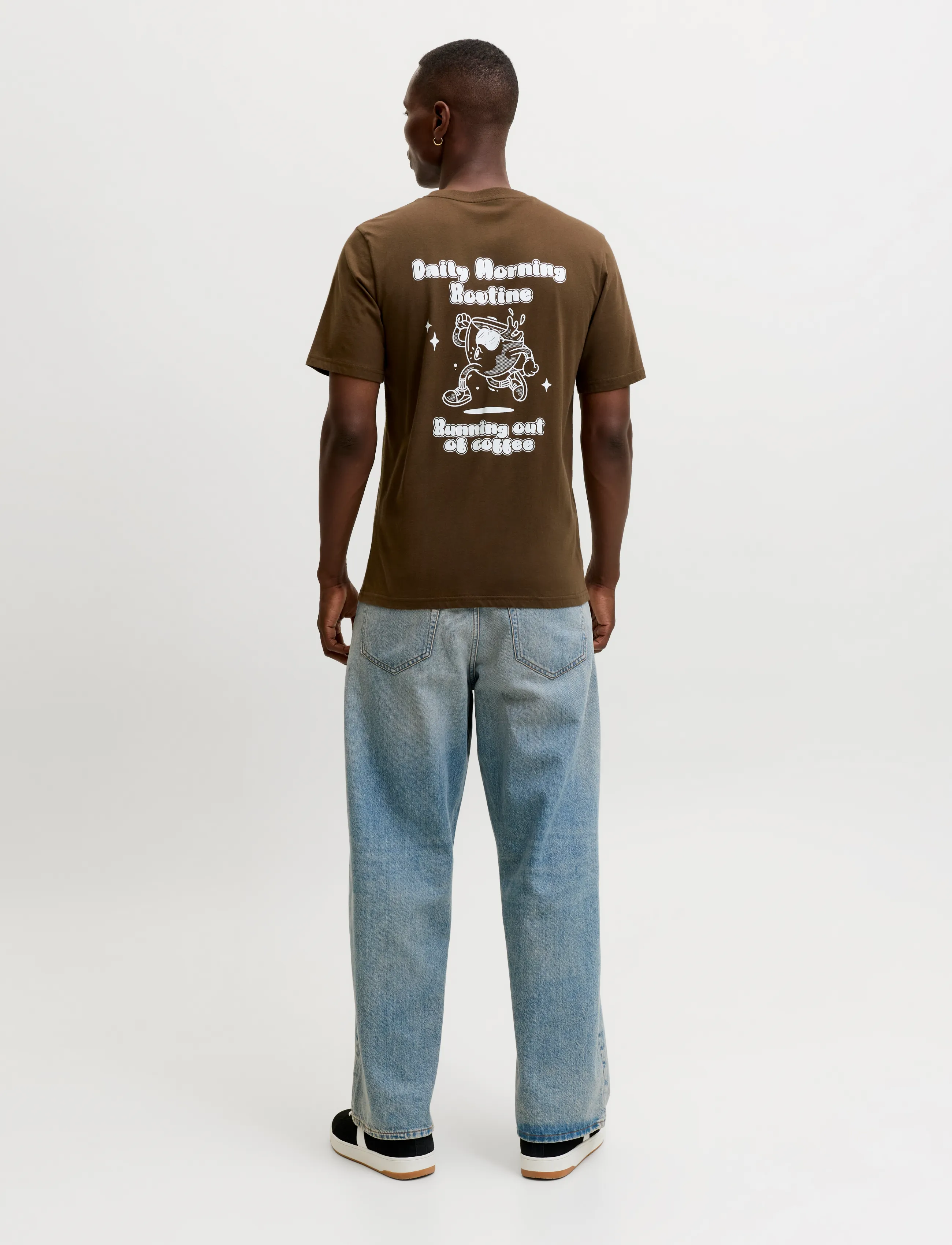 Jack & Jones - JJBREWY TEE SS CREW NECK - kurzärmelige t-shirts - cocoa - 3